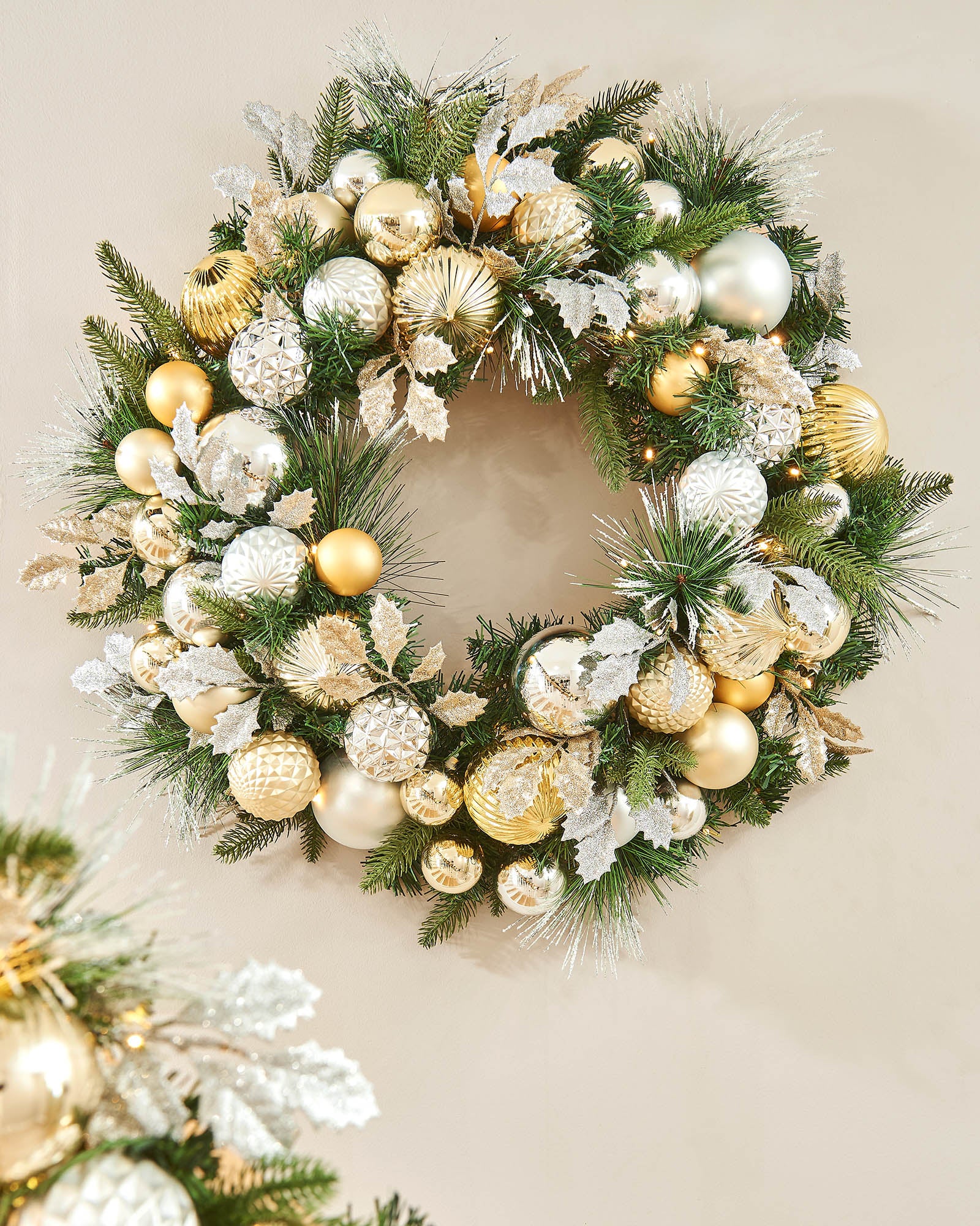 Pre-Lit Bauble Wreath, Silver & Gold, 76 cm