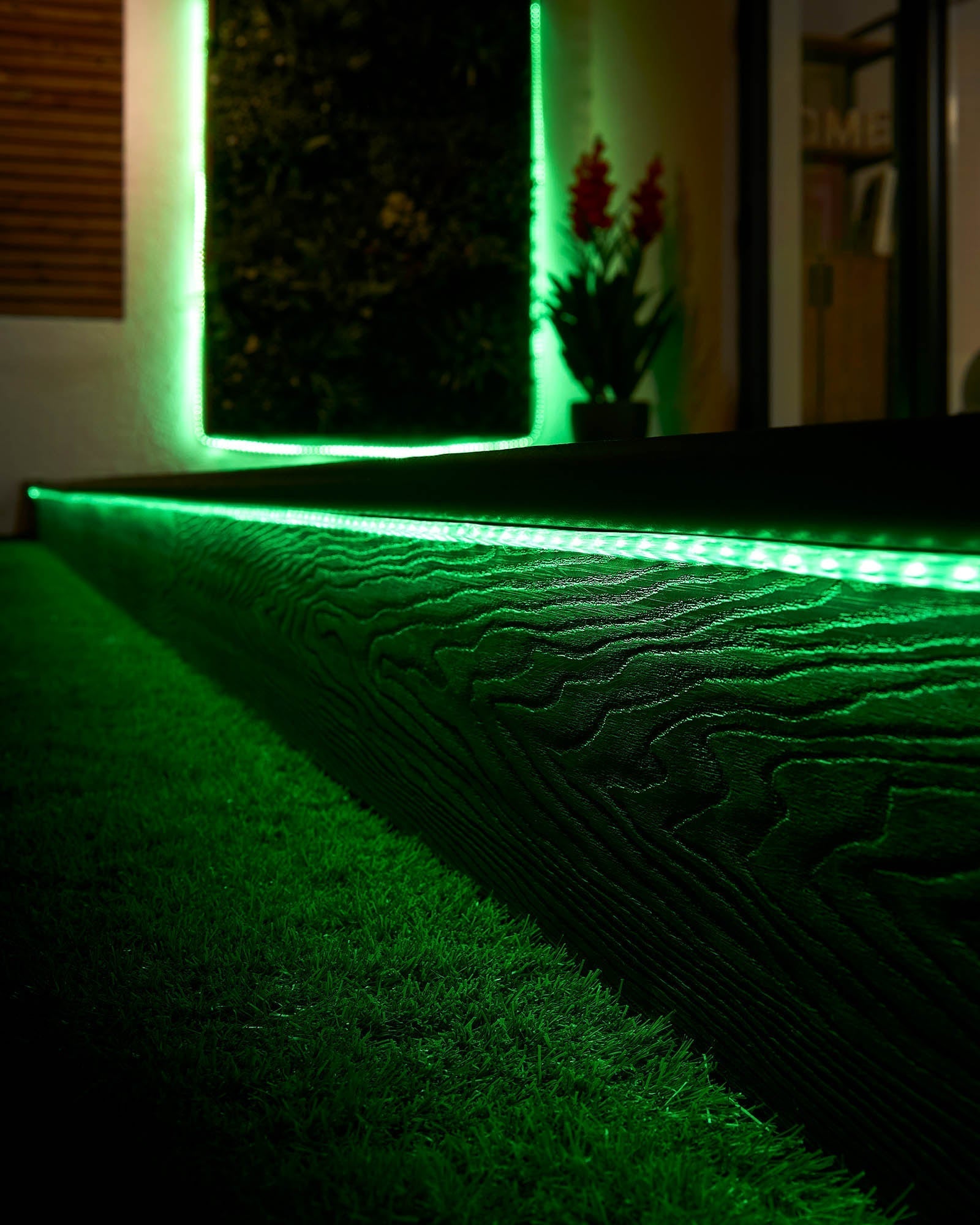 Pro Series Connectable Strip Light, Made to Measure, Green