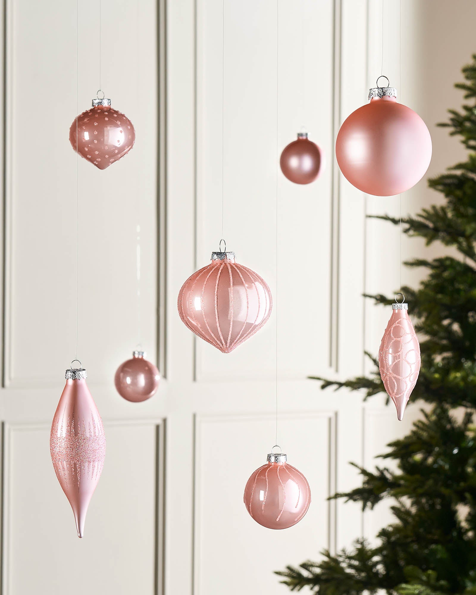 20 Baby Pink Glass Baubles