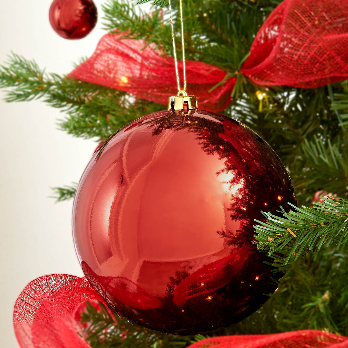 Red Large Gloss Shatterproof Bauble, 20 cm We R Christmas