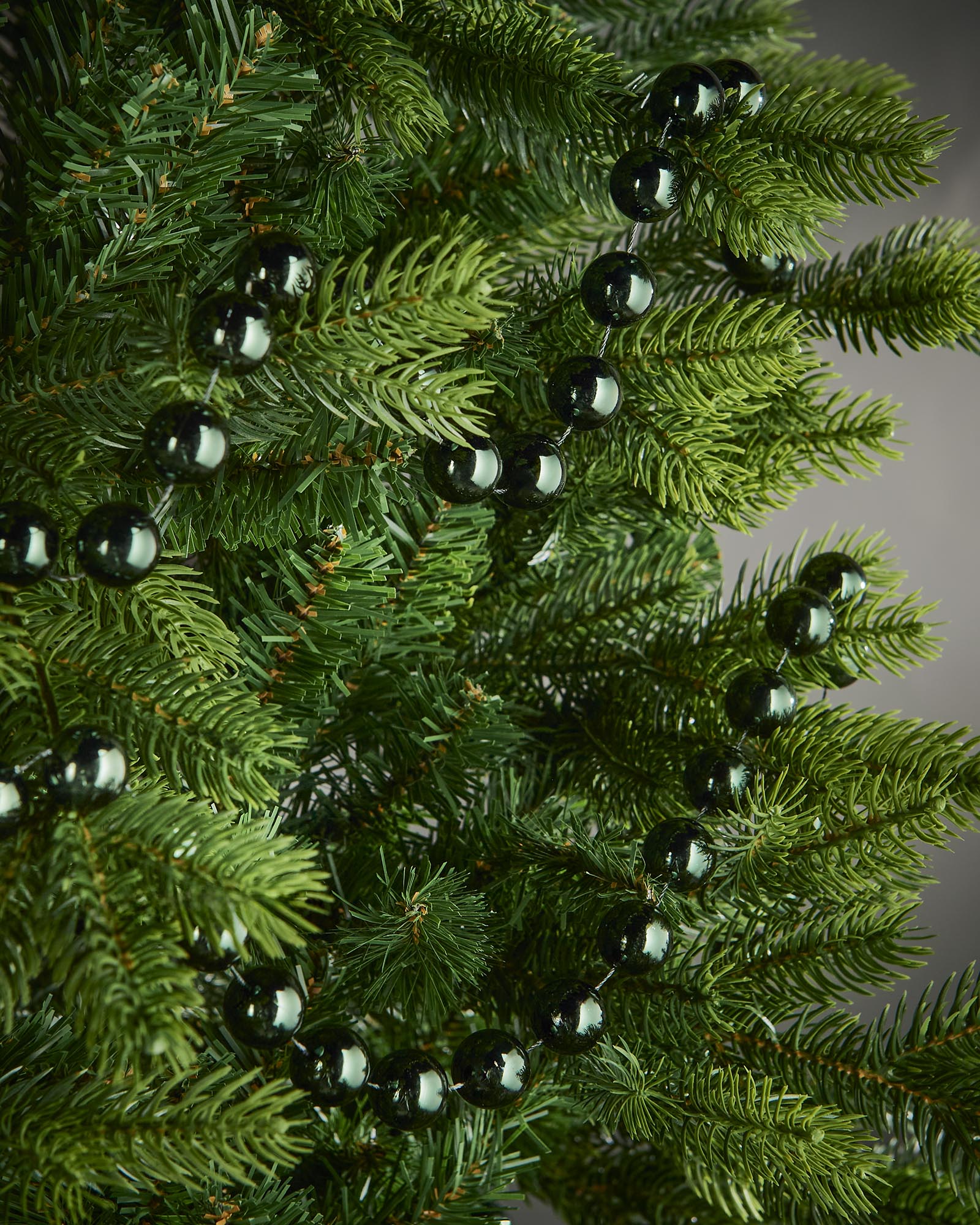 Oversized Beaded Garland, Sage Green, 2.7 m