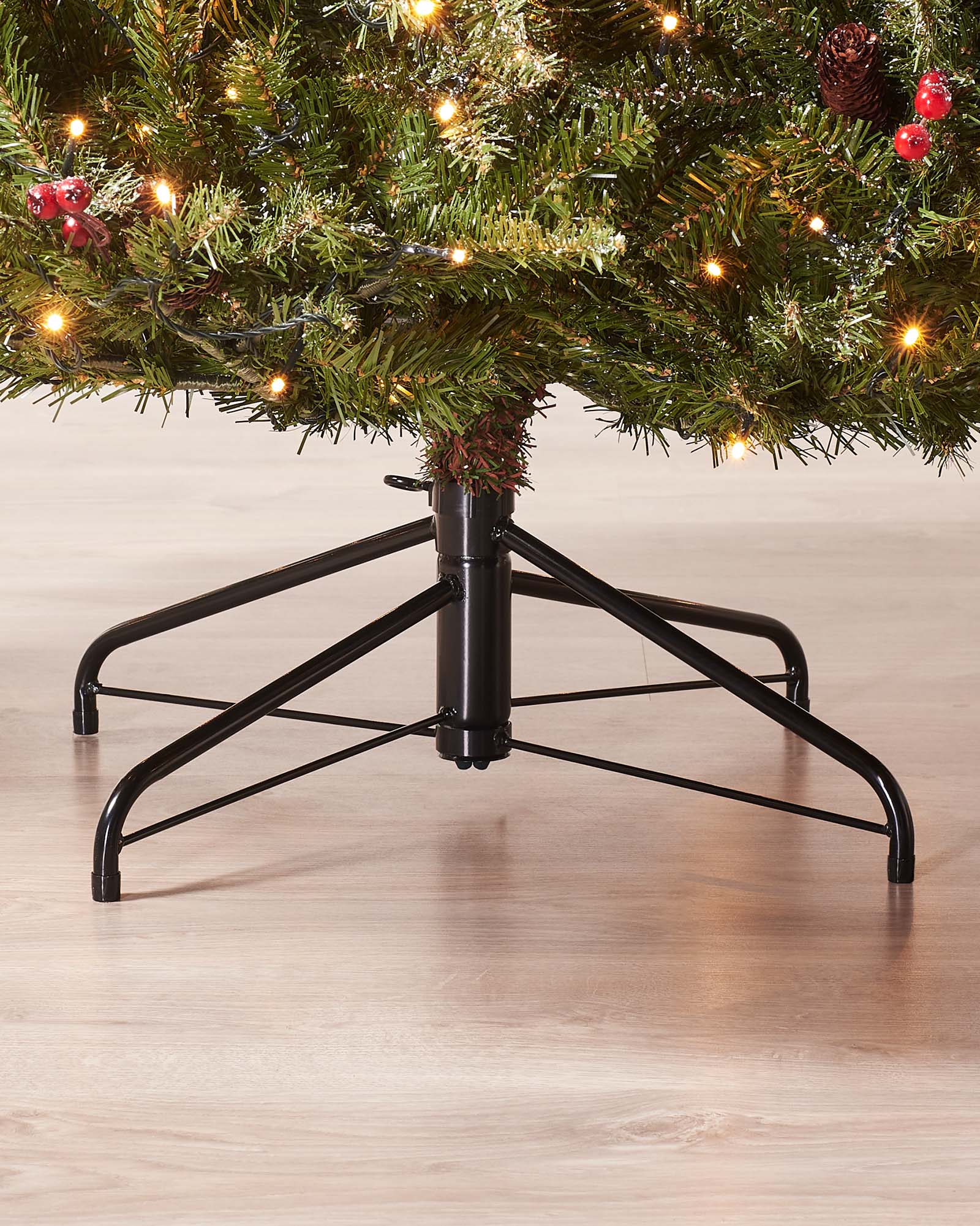Pre-Lit Full Bodied Decorated Frosted Christmas Tree, 7 ft