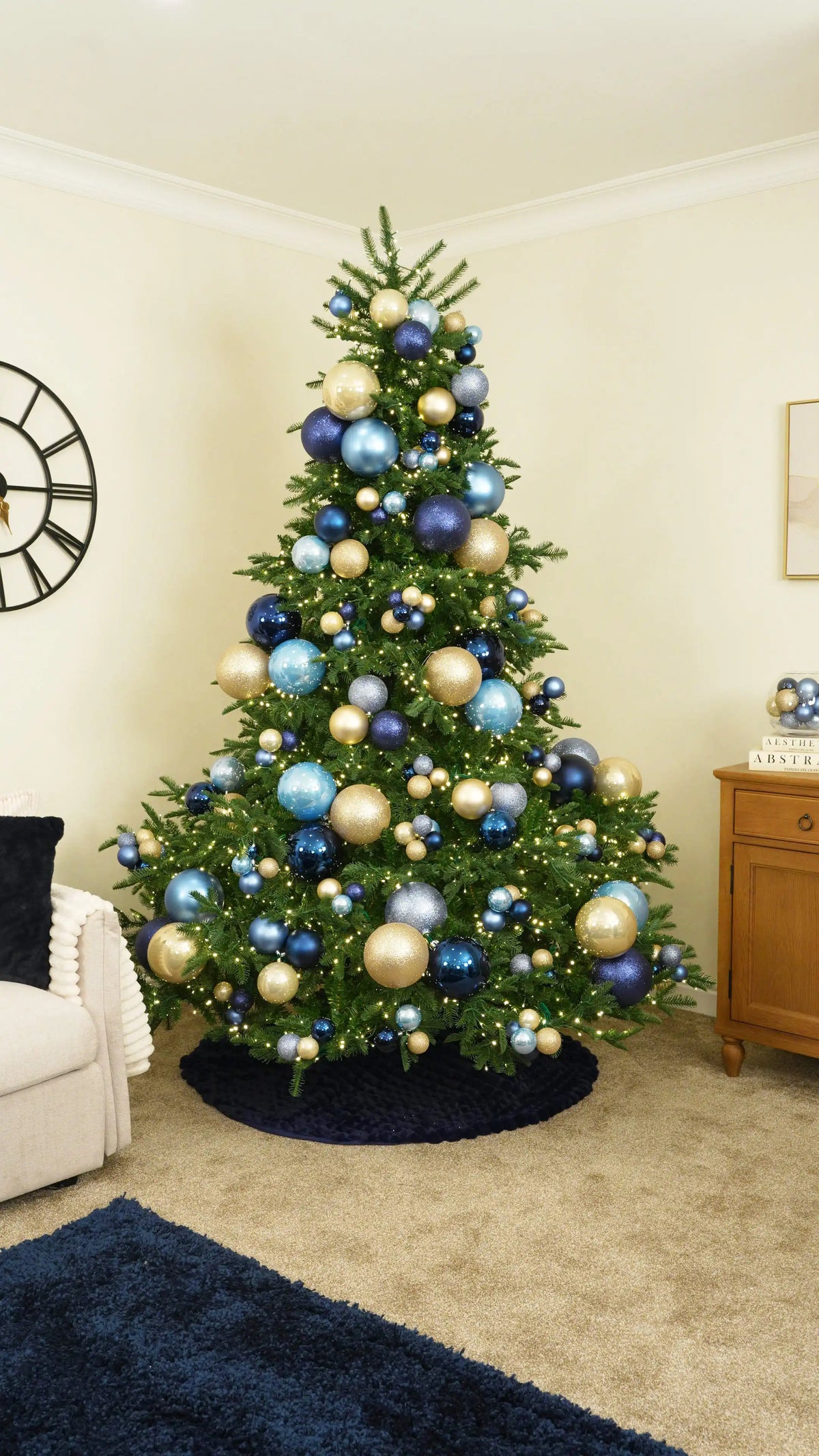 Fill Smaller Spaces with Bauble Clusters