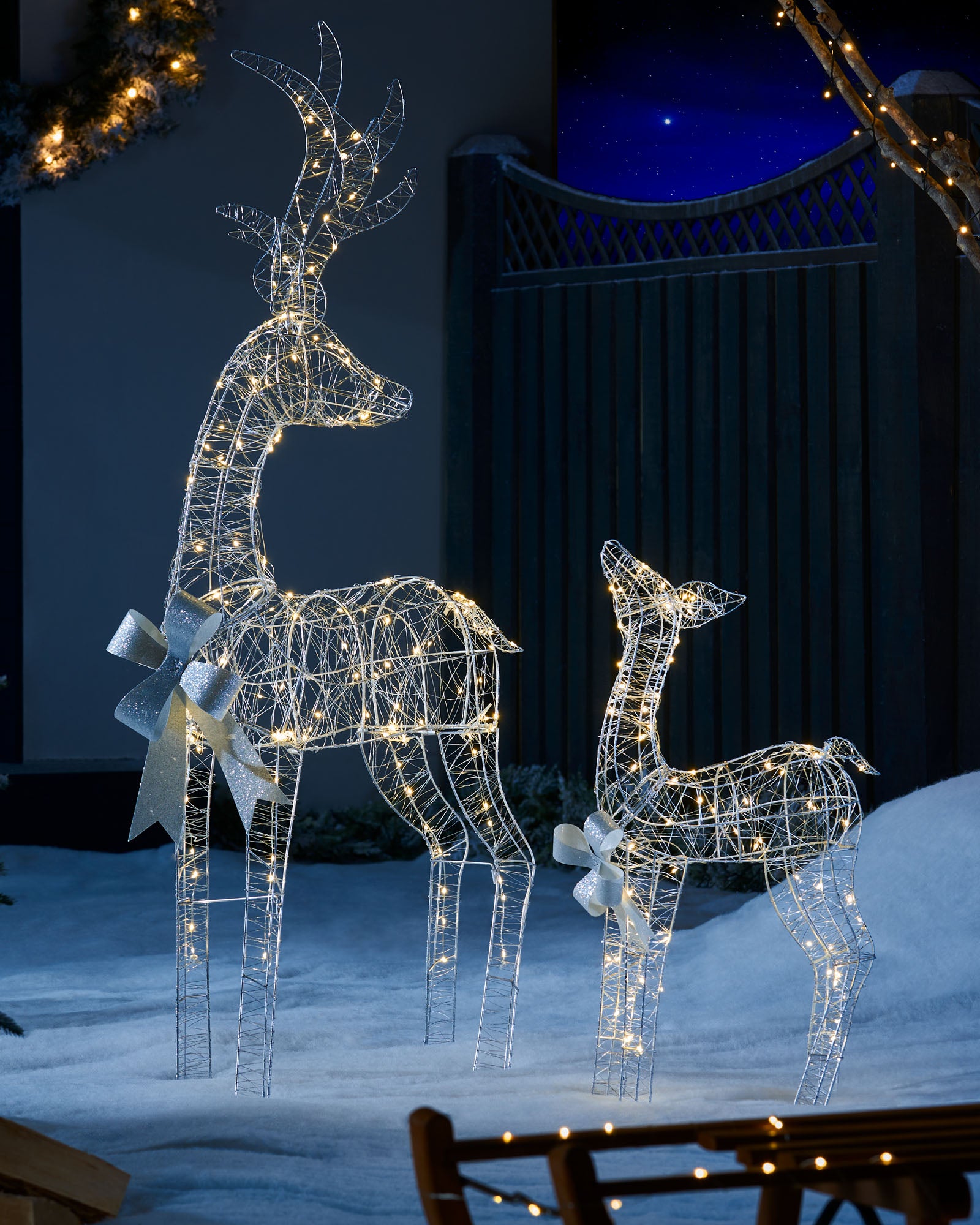 Pre-Lit 3D Reindeer Family, Silhouette, 135 cm