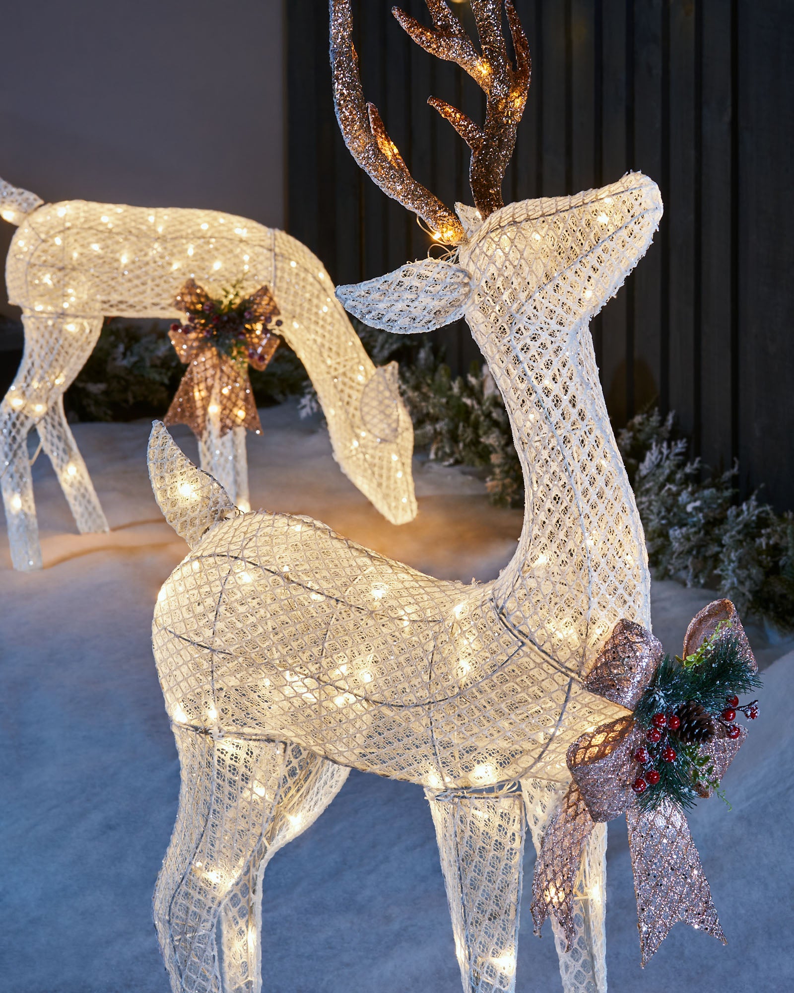 Pre-Lit 3D Reindeer Pair, Silhouette