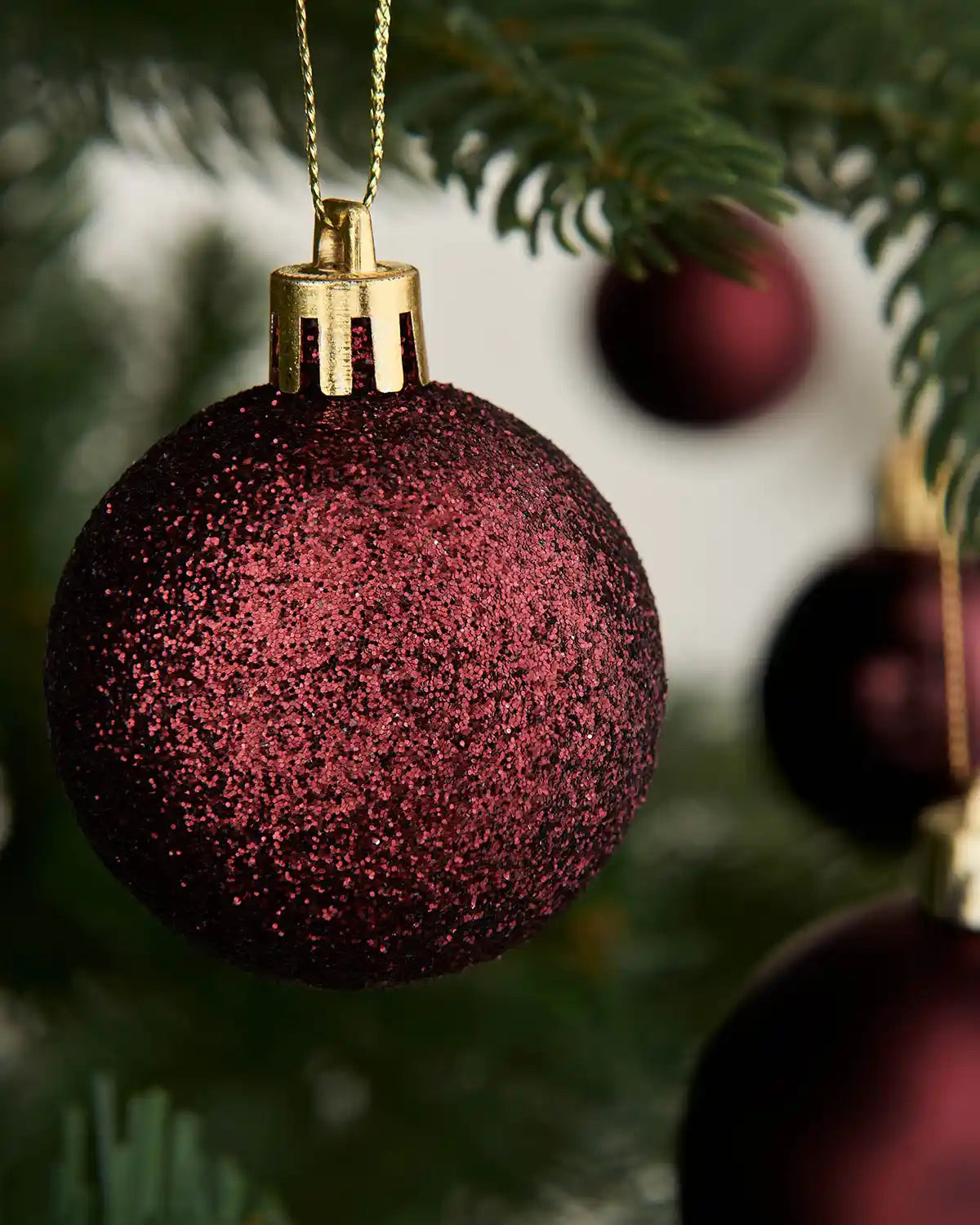 Burgundy Christmas Decorations
