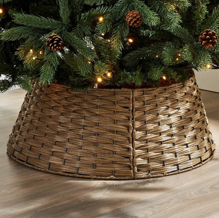 Christmas Tree Skirts, Mats & Collars