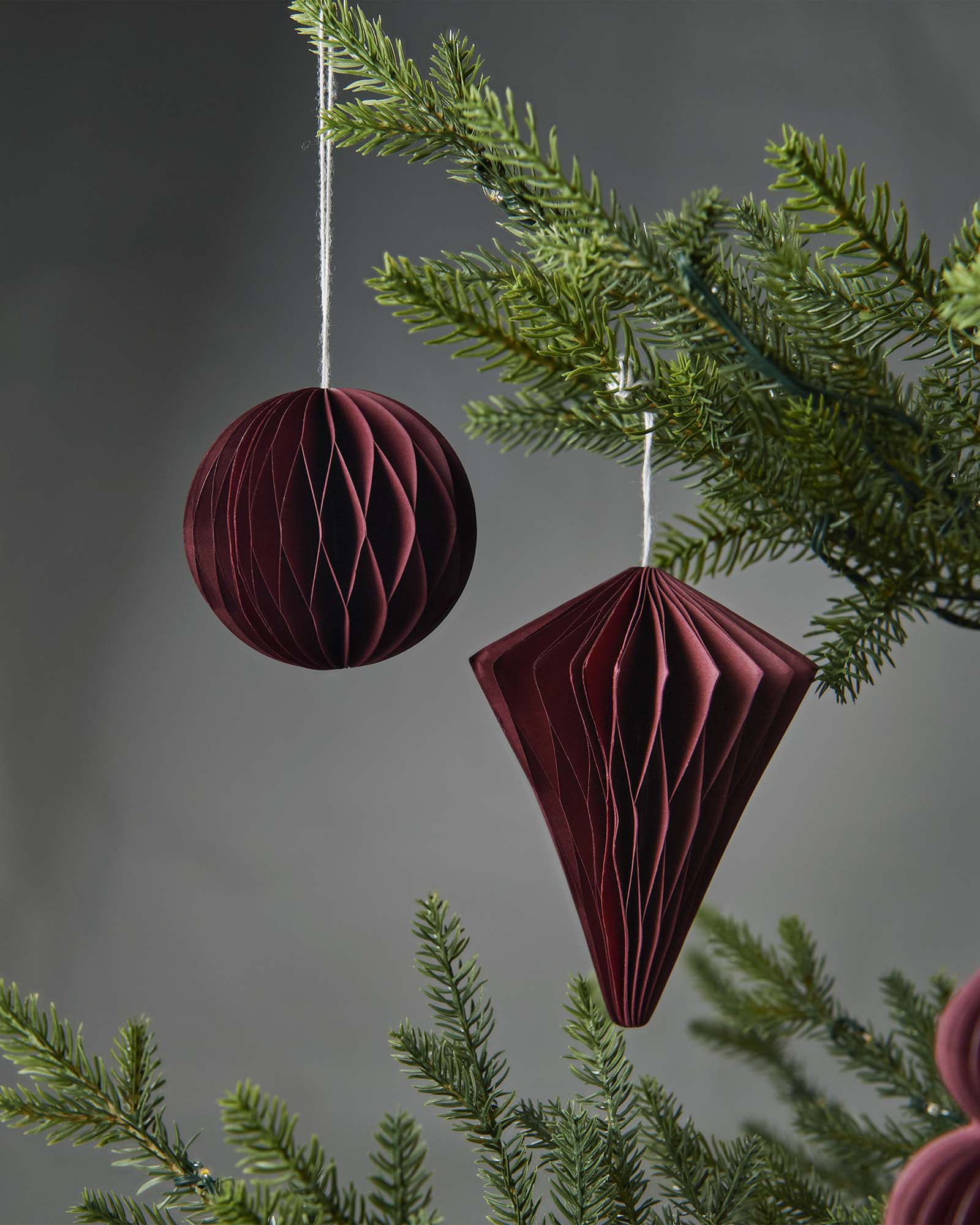 Set of 12 Paper Decorations, Burgundy, 10 cm