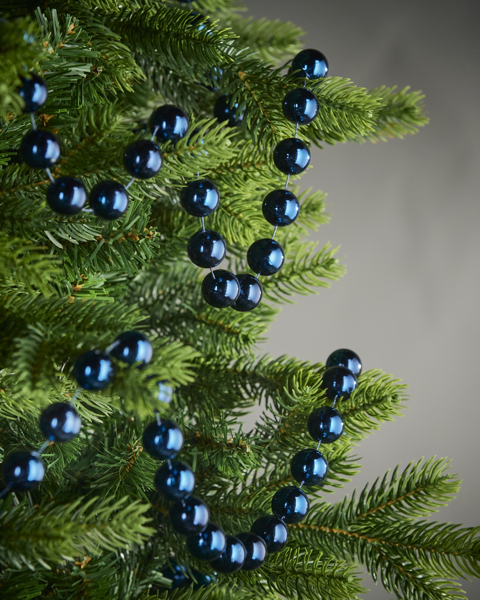 Oversized Beaded Garland, Navy, 2.7 m