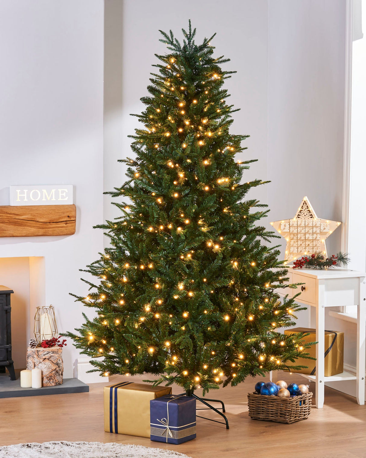 Pre-Lit Grand Alaskan Fir Christmas Tree, 6 ft