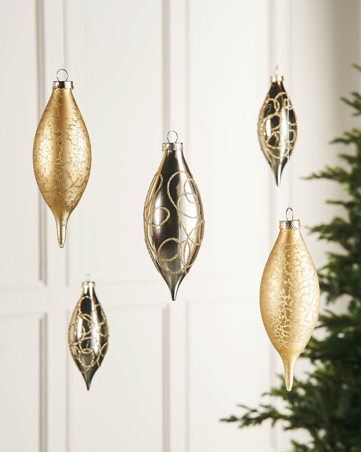 Pale Gold Glass Baubles, 5 Pack, 15 cm