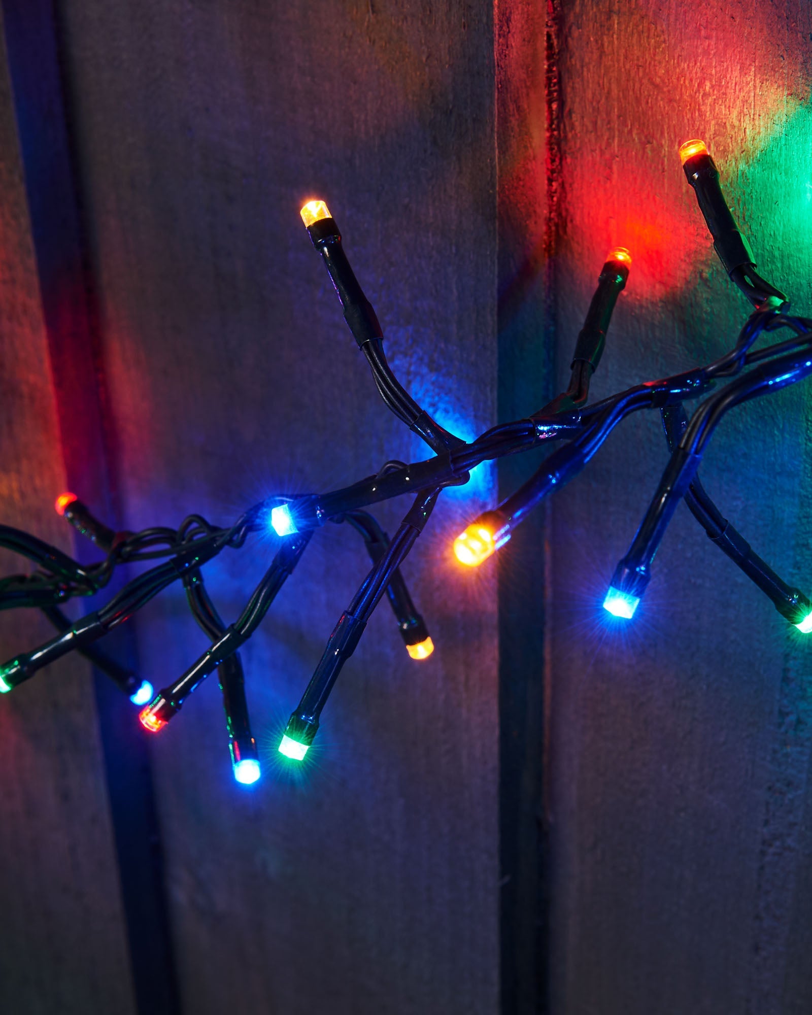 900 LED Cluster Lights, Multi-Coloured, 13.5 m