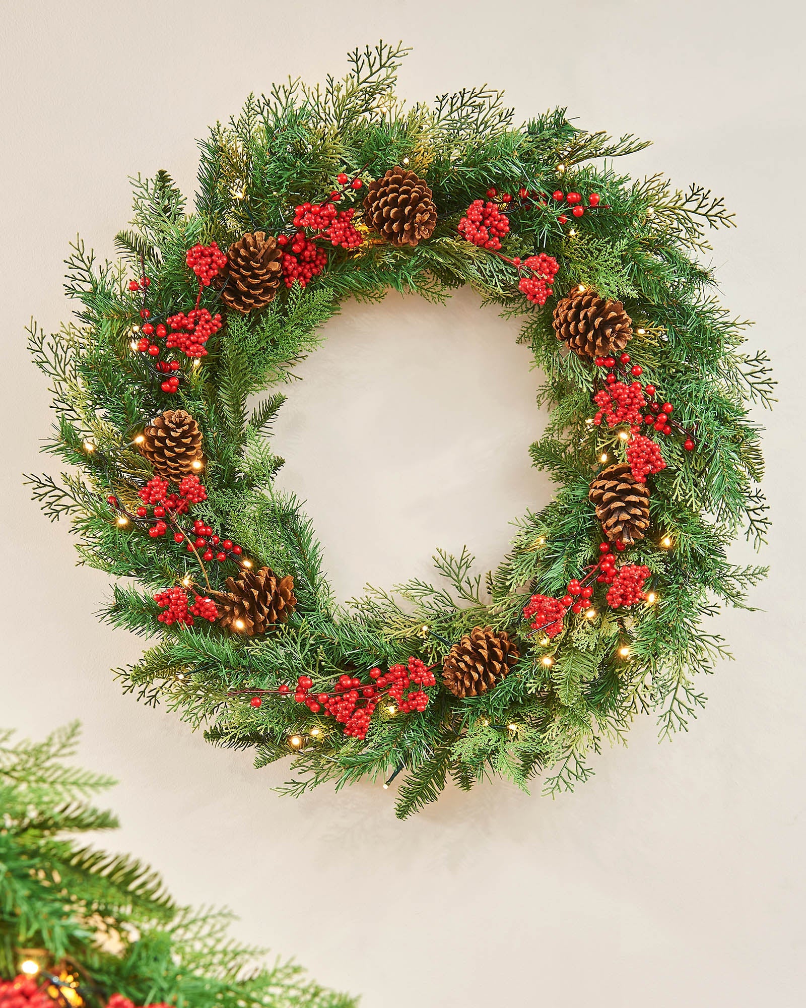 Pre-Lit Wreath with Pinecones & Red Berries, 76 cm