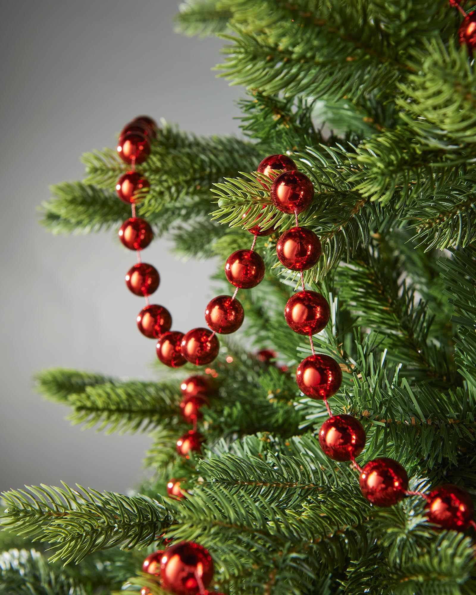 Oversized Beaded Garland, Red, 2.7 m