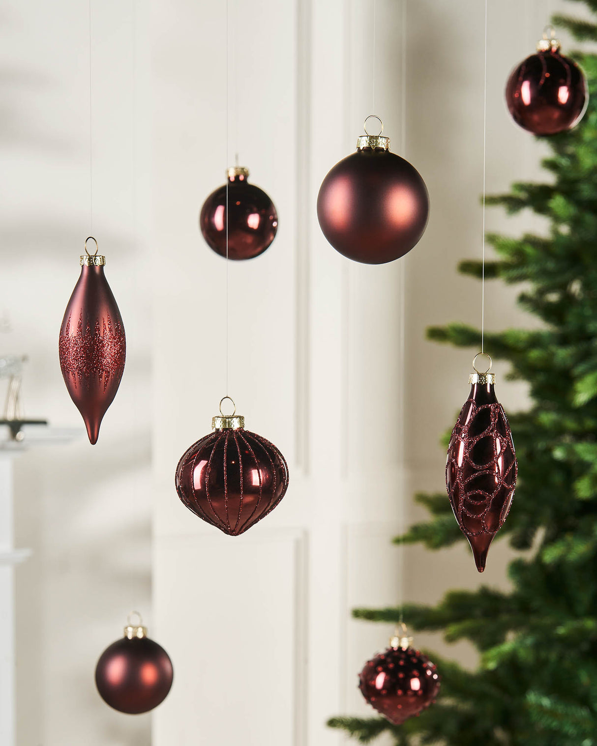 Burgundy Glass Baubles, 20 Pack