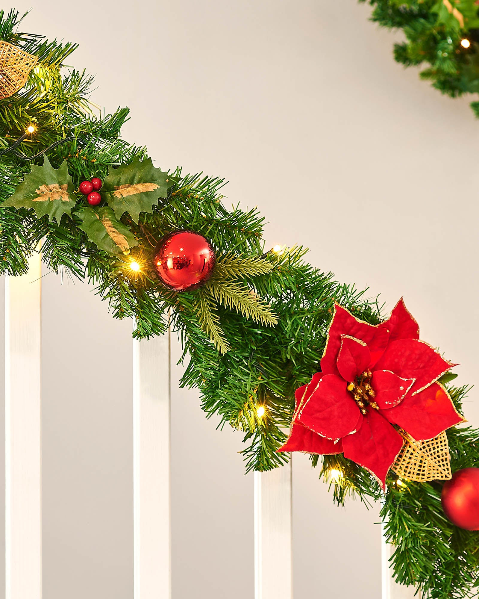 Pre-Lit Decorated Garland & Wreath, Red/Gold