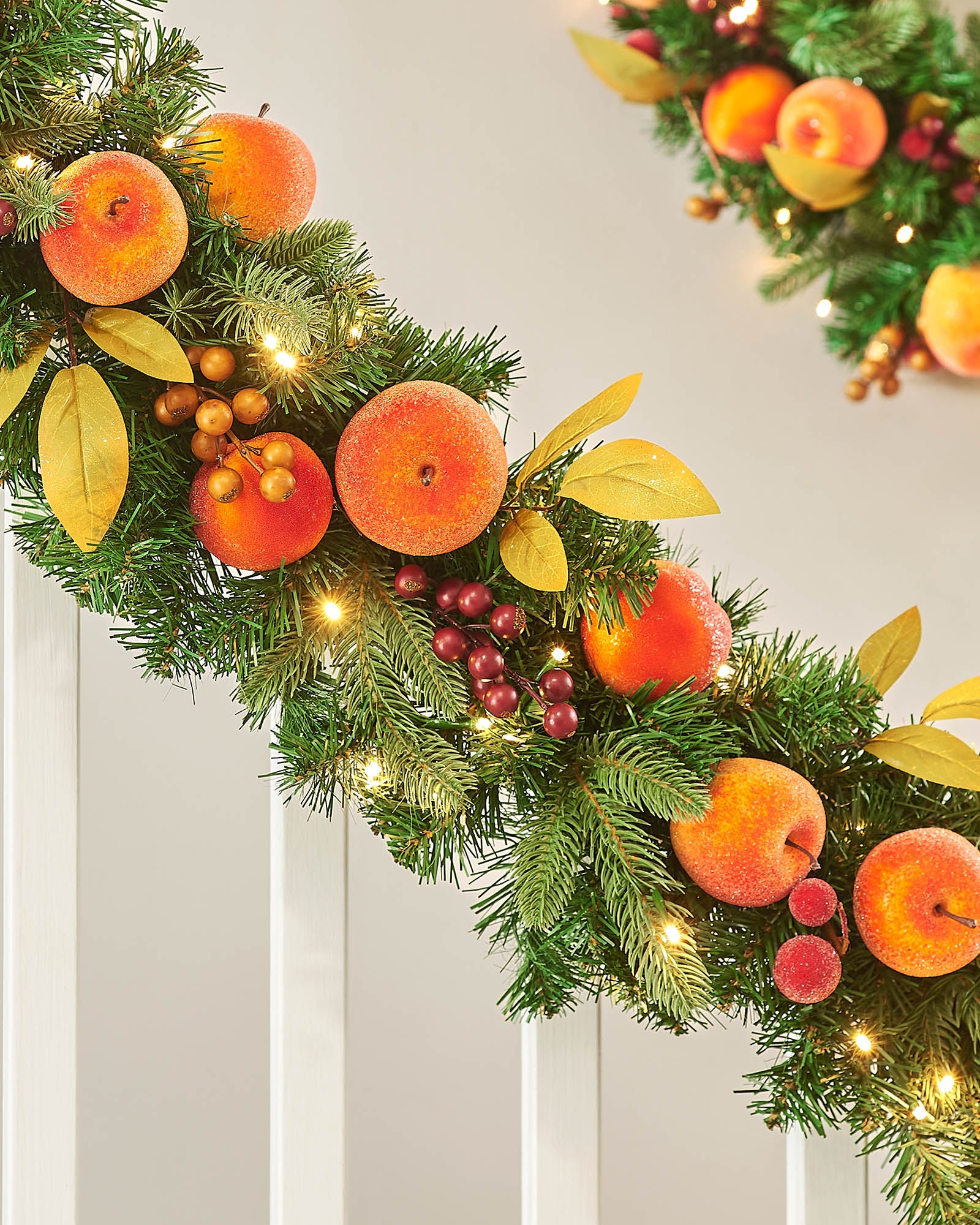 Pre-Lit Decorated Garland & Wreath, Apples & Peaches