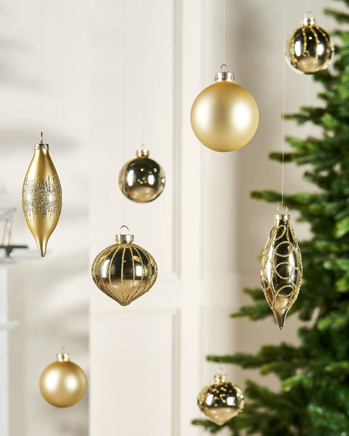 Pale Gold Glass Baubles, 20 Pack
