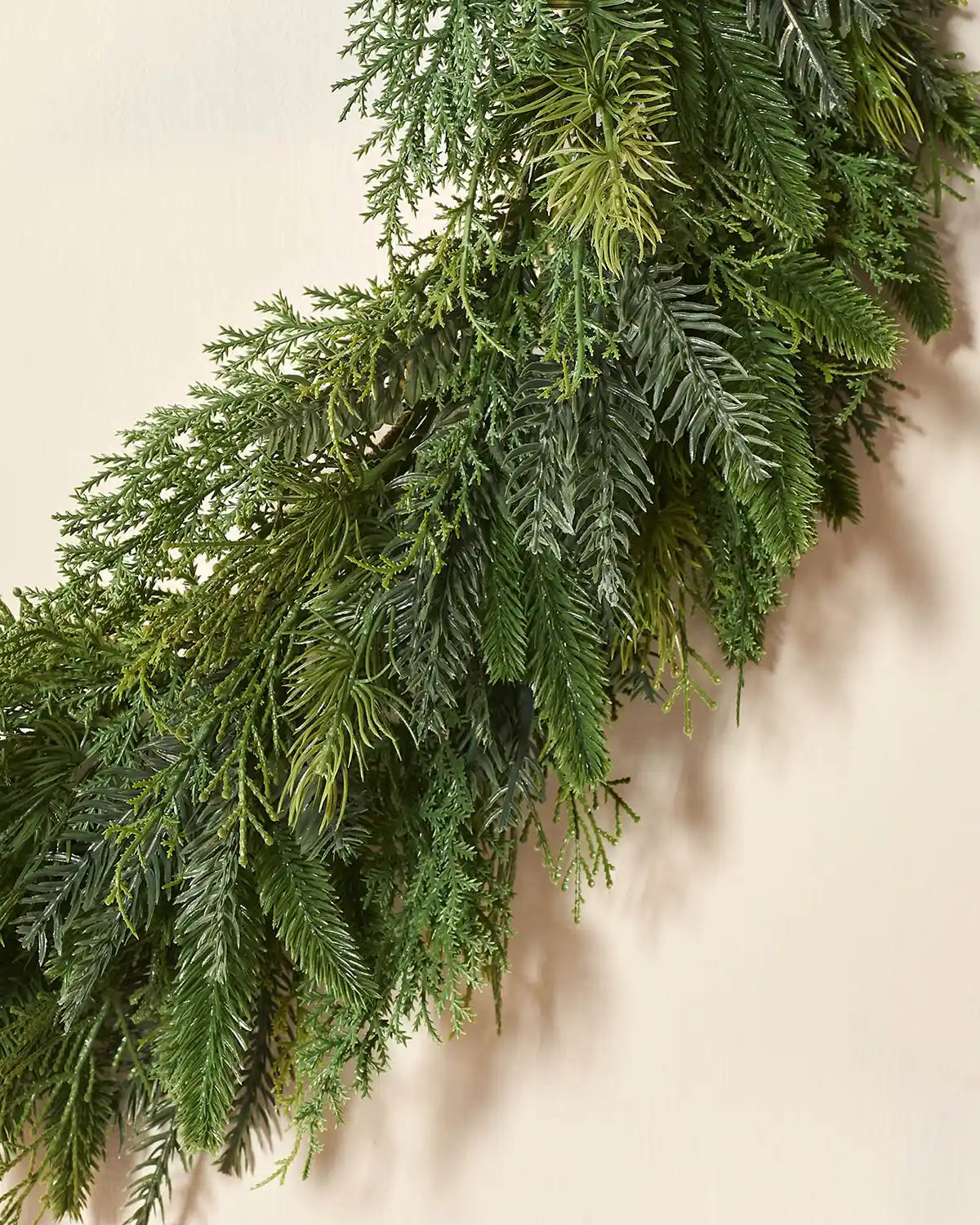 Close-up of mixed green foliage on 1 m natural fir wreath