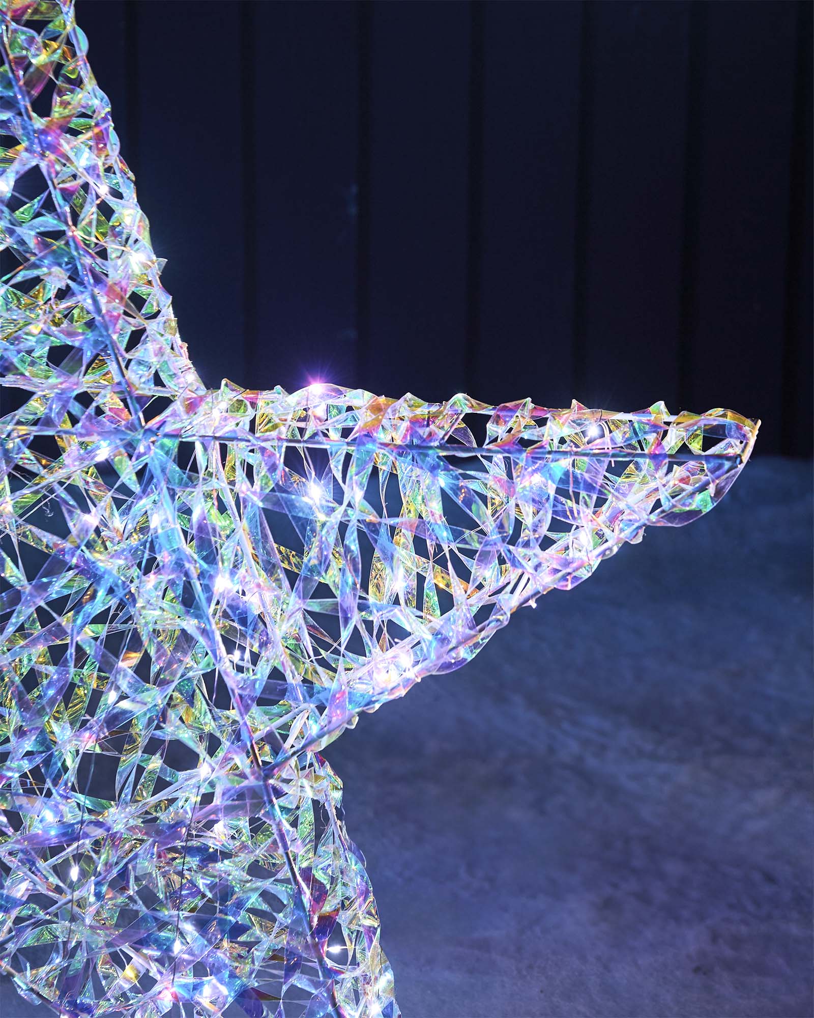 Pre-Lit 3D Iridescent Star Silhouette, 81 cm