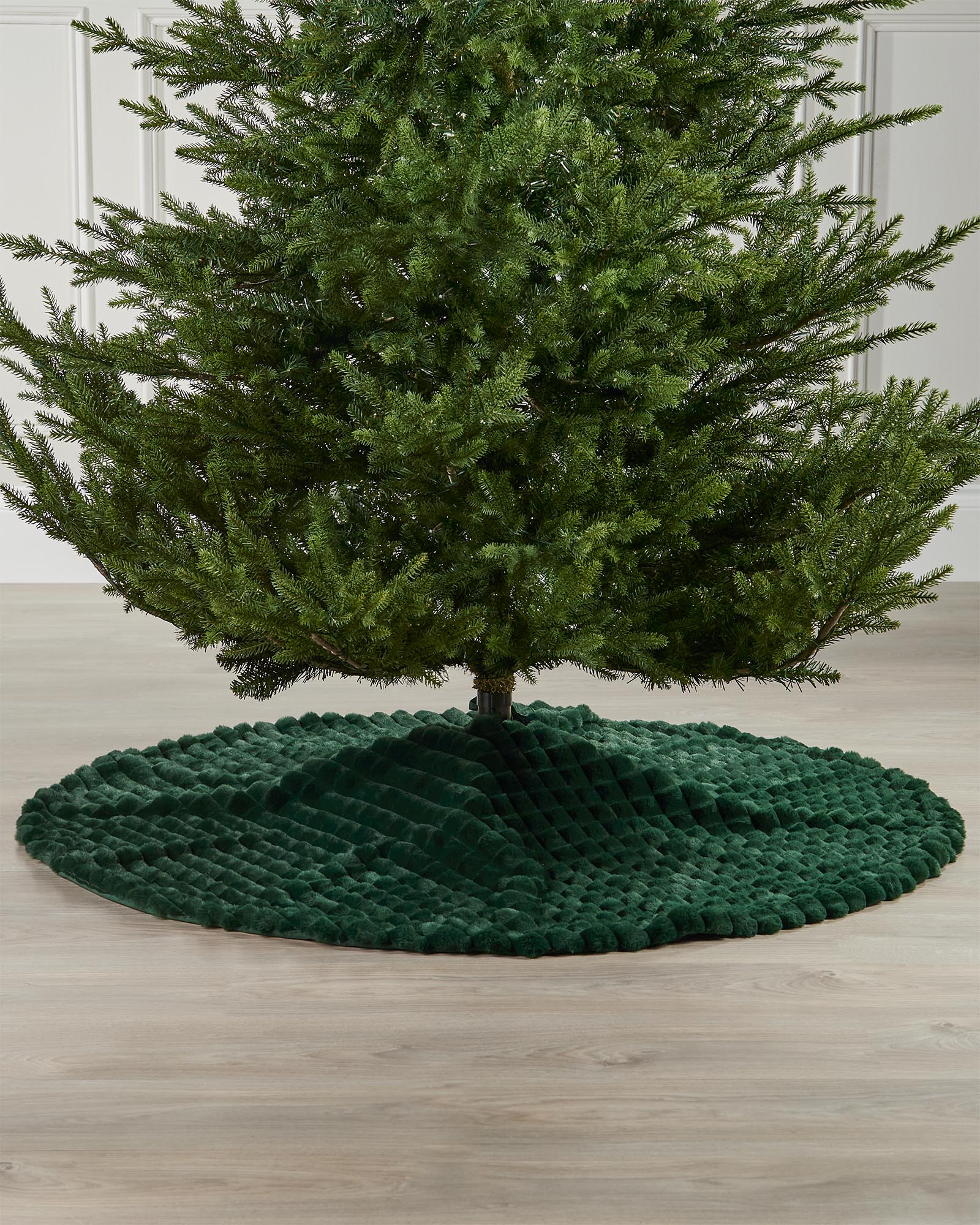 Faux Fur Diamond Tree Skirt, Sage Green, 122 cm