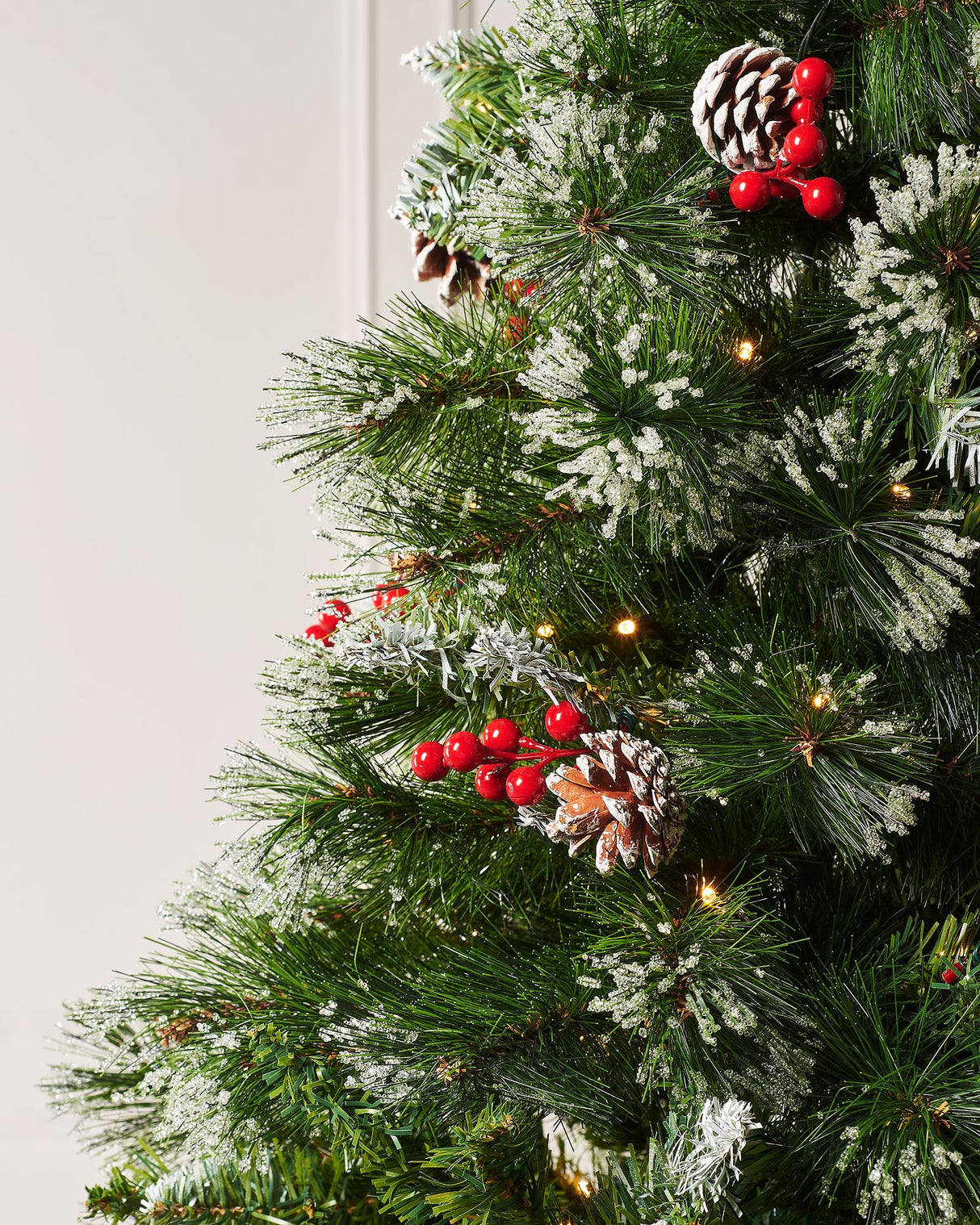 Pre-Lit Victorian Frosted Berries & Pinecones Christmas Tree, 5 ft