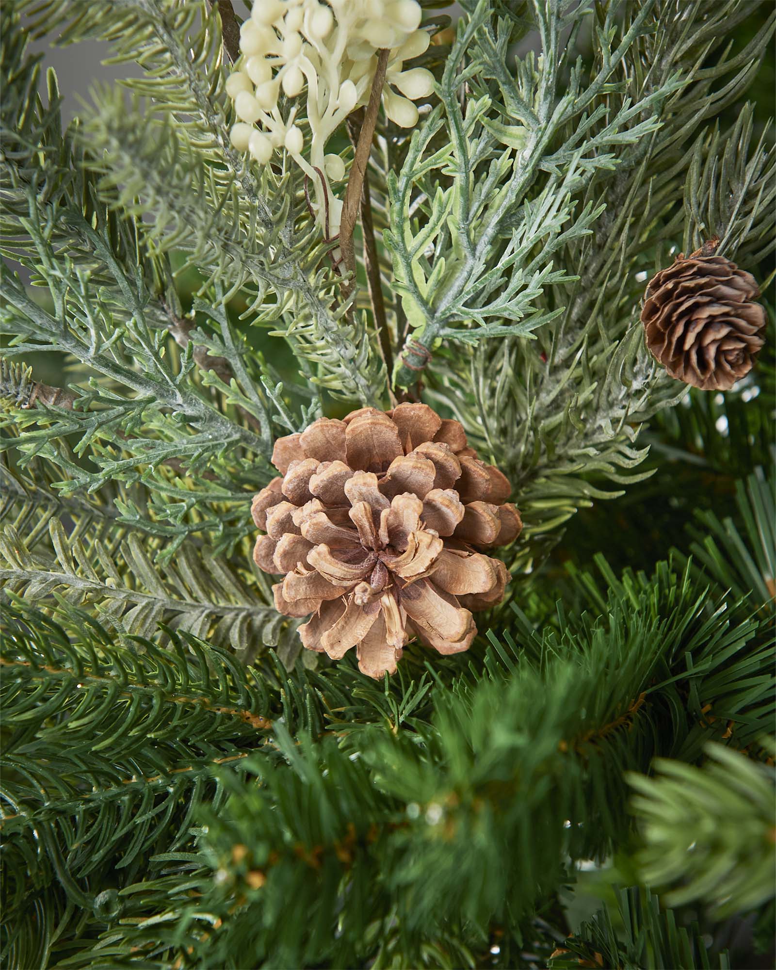 Pinecone Mixed Tips Pick, 60 cm