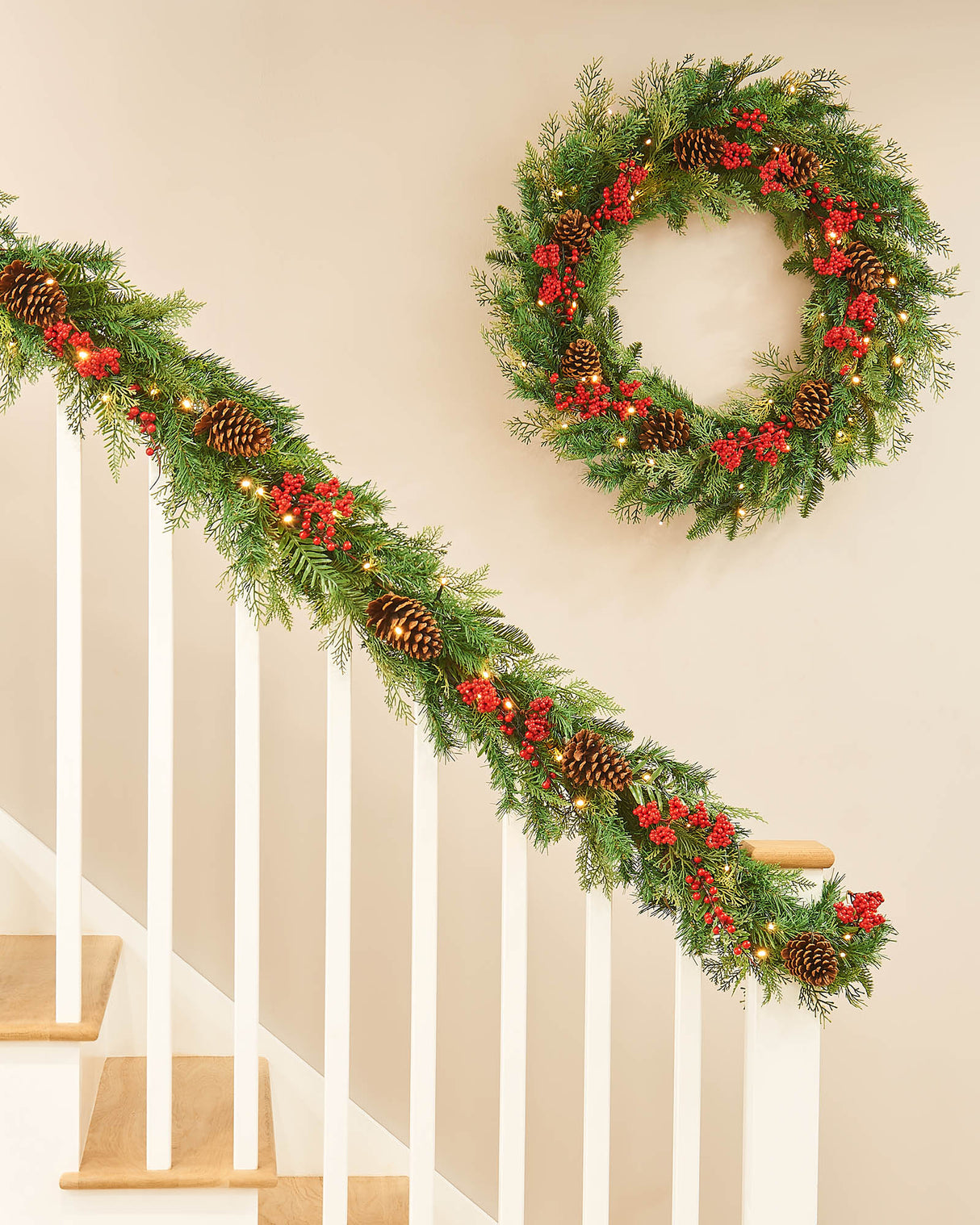 Pre-Lit Decorated Garland, Pinecones & Berries, 9 ft