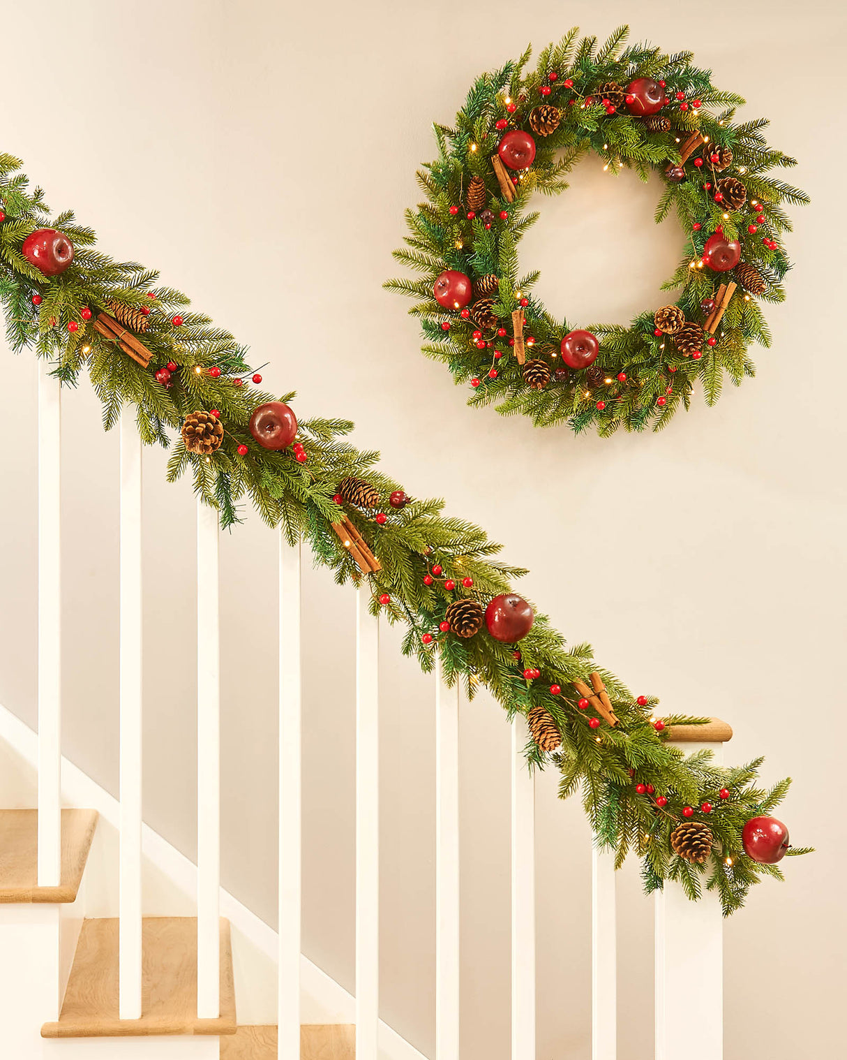 Pre-Lit Decorated Garland, Apples & Cinnamon Sticks, 9 ft