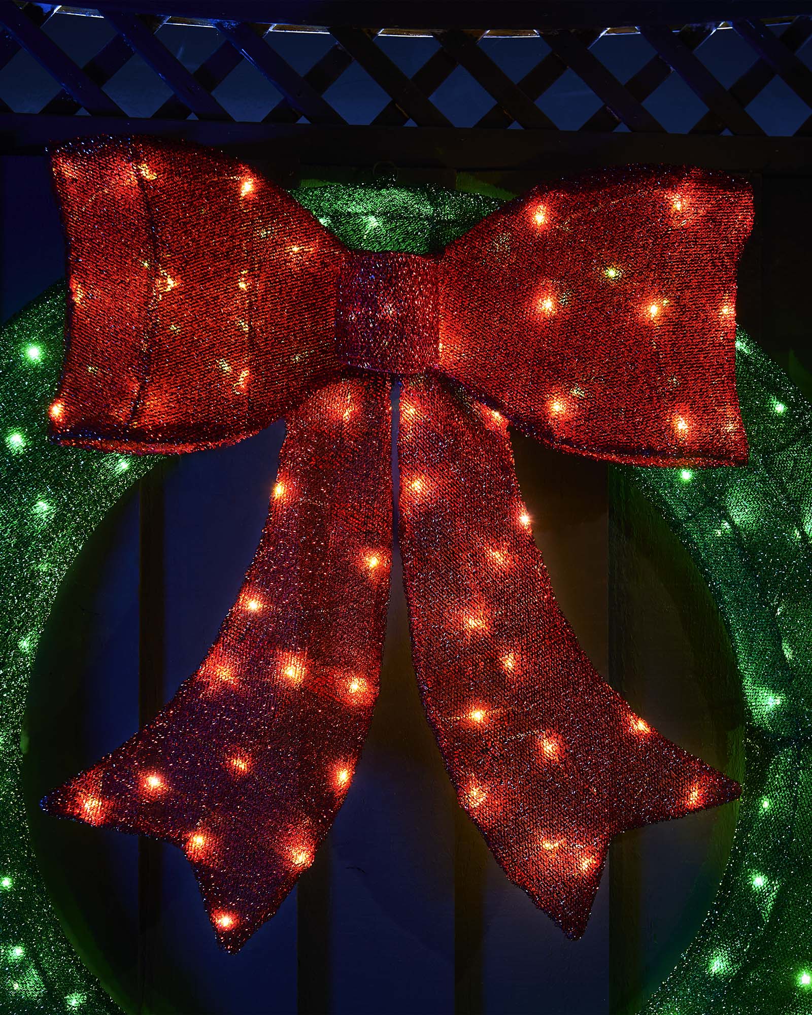 Pre-lit Green & Red Bow LED Wreath, 85 cm