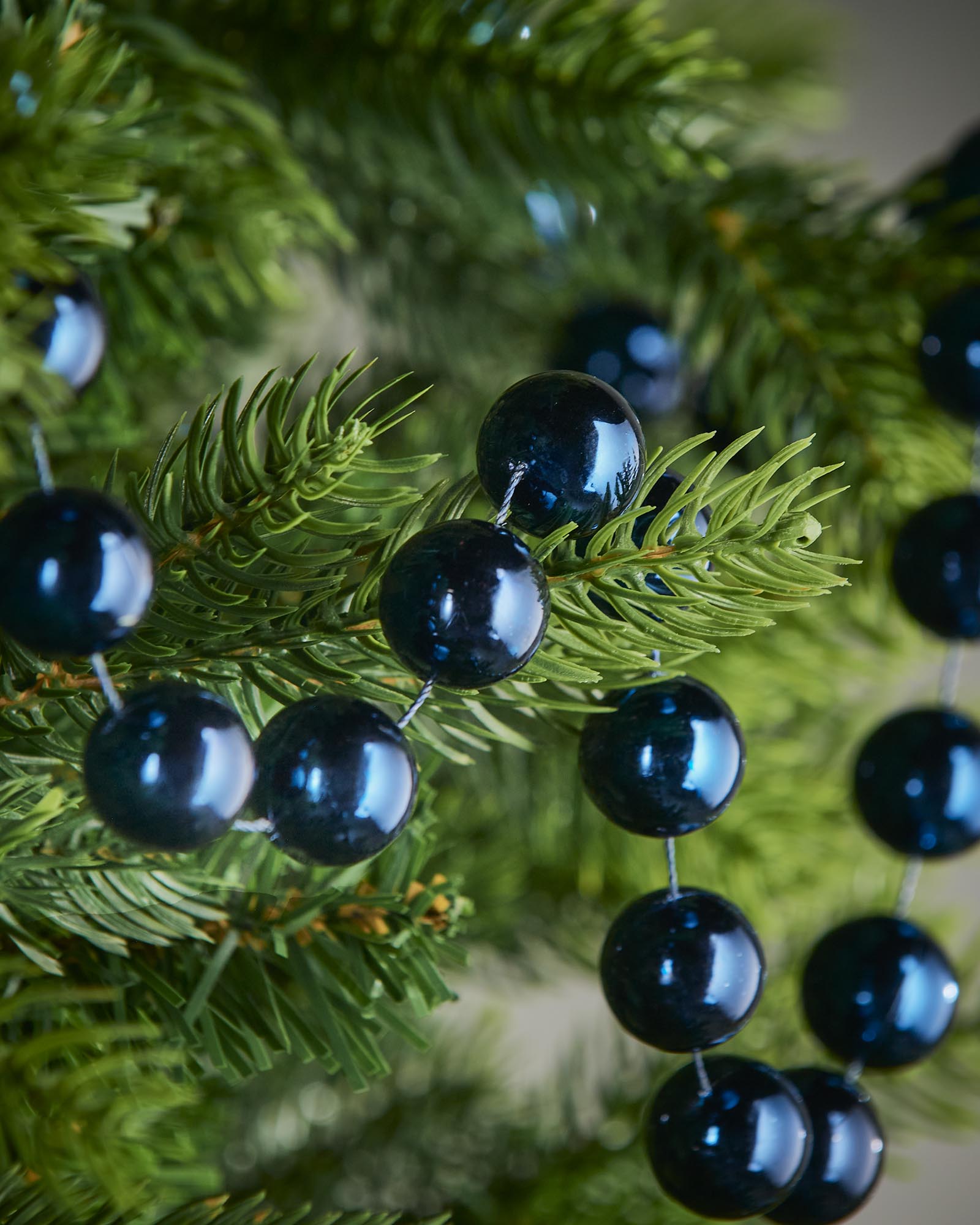Oversized Beaded Garland, Navy, 2.7 m