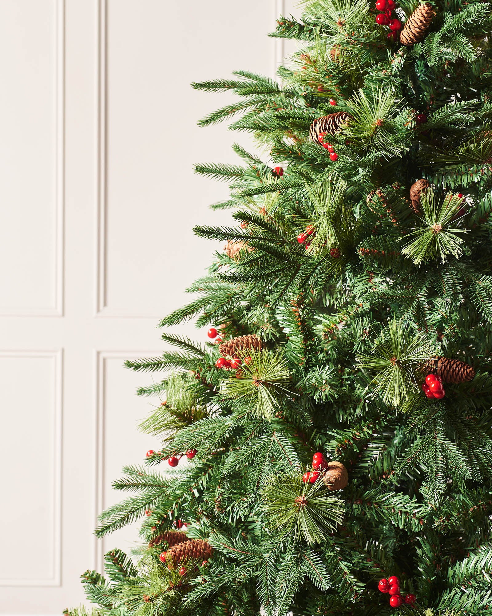 Decorated Mixed Tip Berries & Pinecones Christmas Tree
