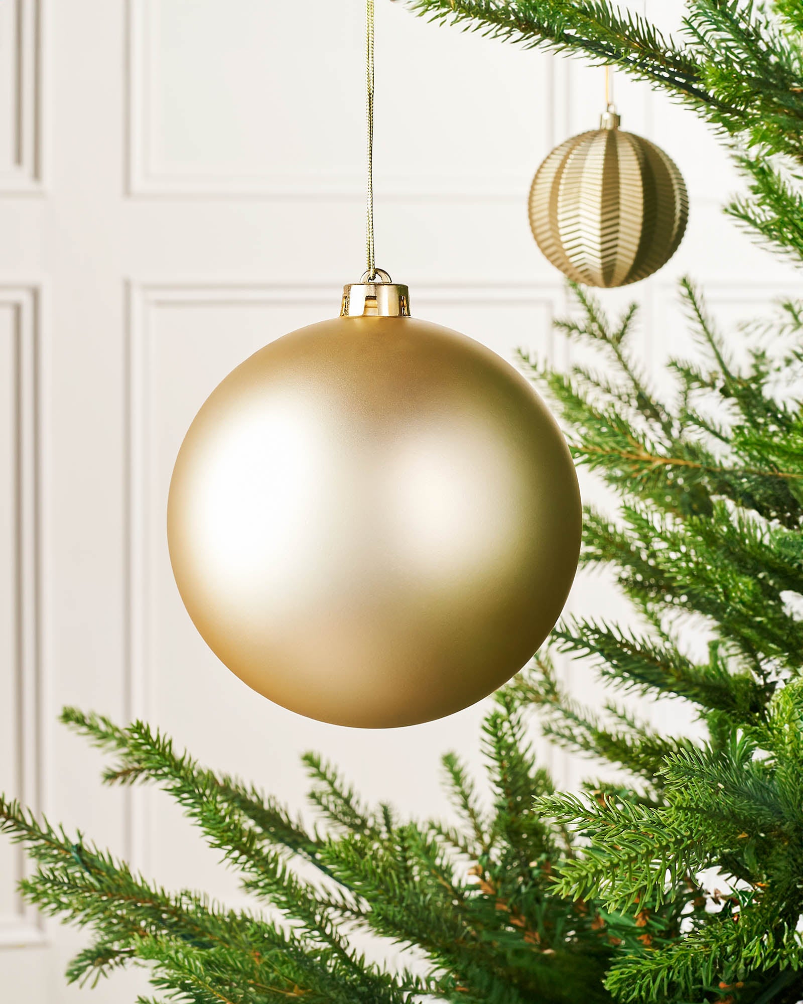 Gold Oversized Matt Shatterproof Bauble, 15 cm