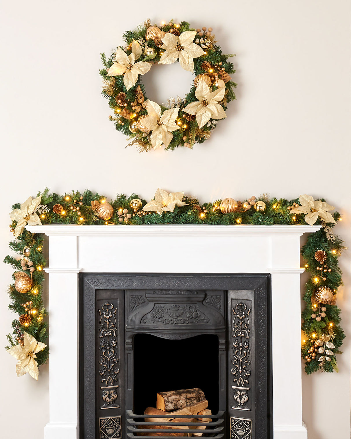 Pre-Lit Decorated Wreath, Cream/Gold, 60 cm