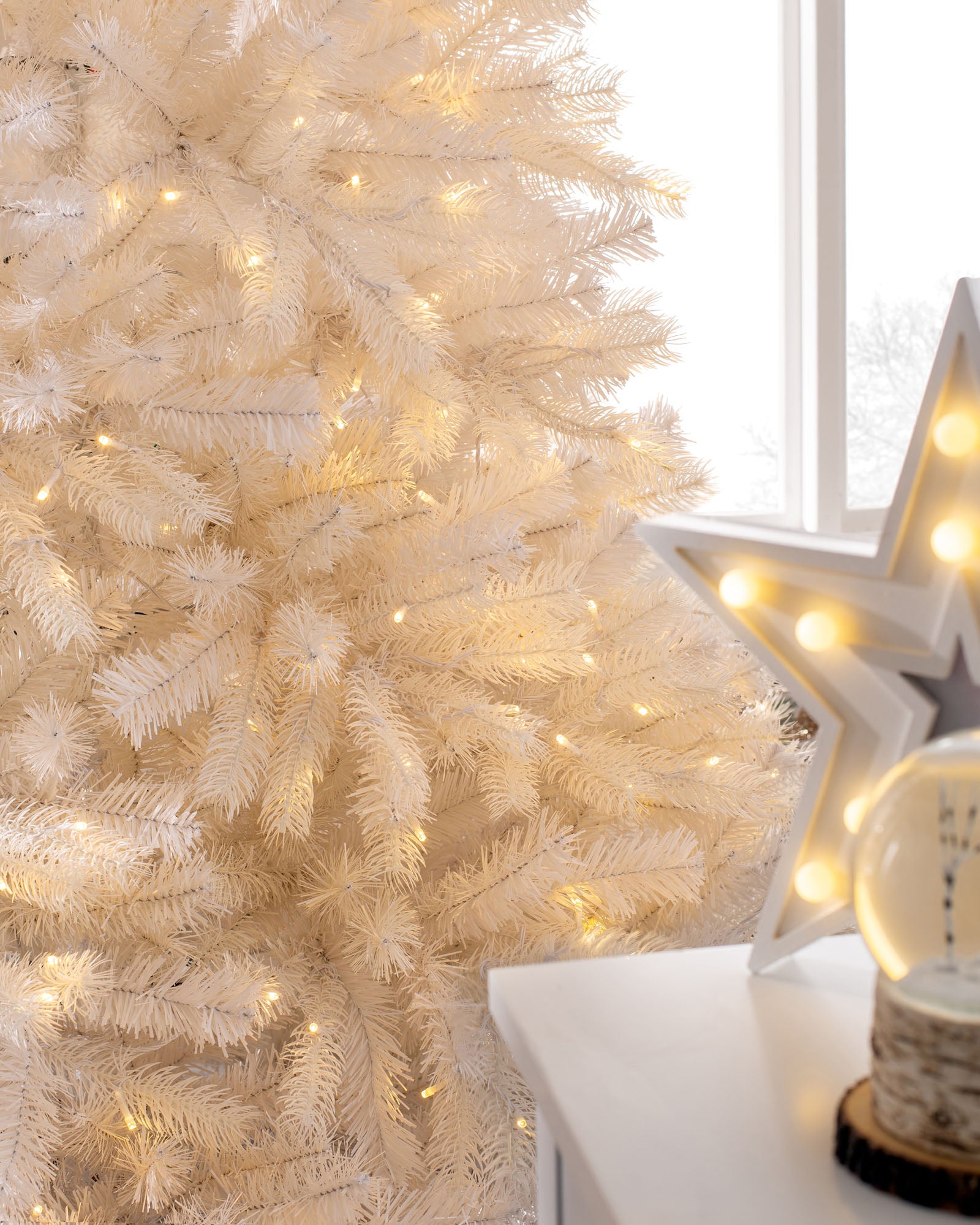 Pre-Lit Mixed Pine White Christmas Tree