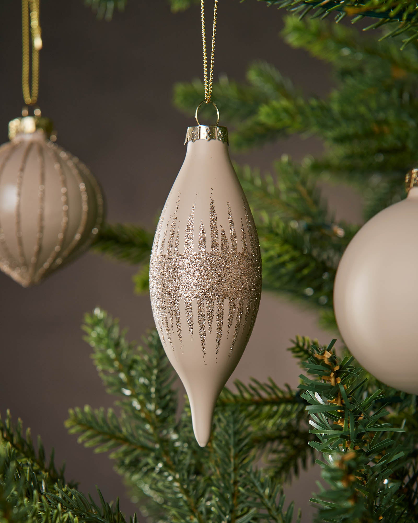 Set of 20 Glass Baubles, Latte