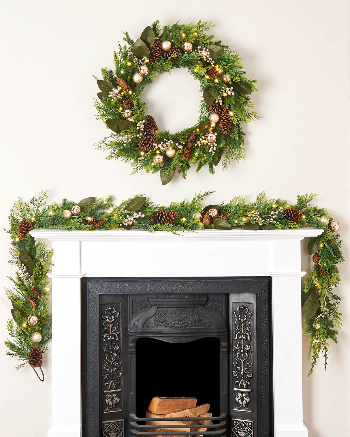 Pre-Lit Berry and Pinecone Mixed Tip Garland, 9 ft