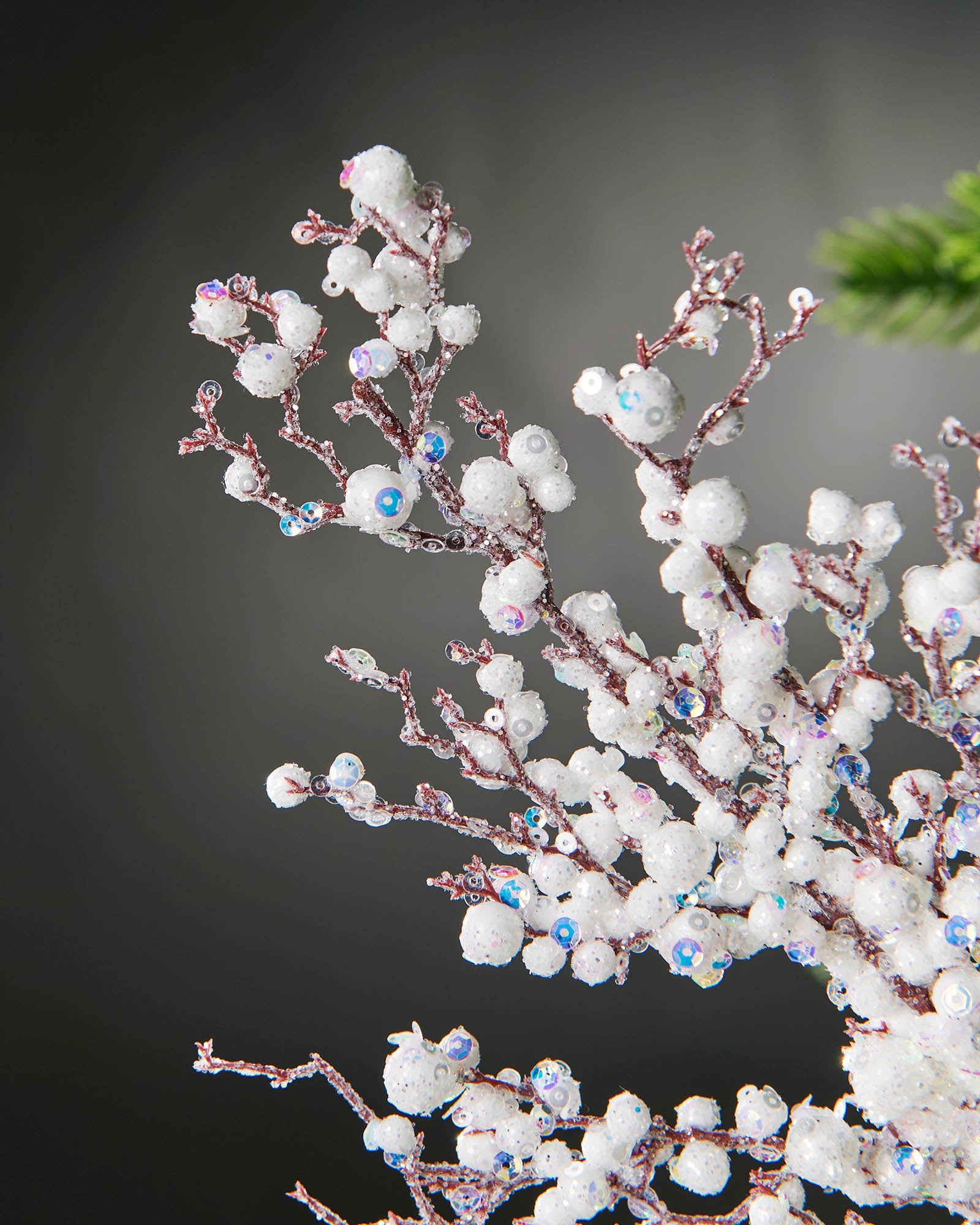 Pearls Crystal Spray, White, 63 cm