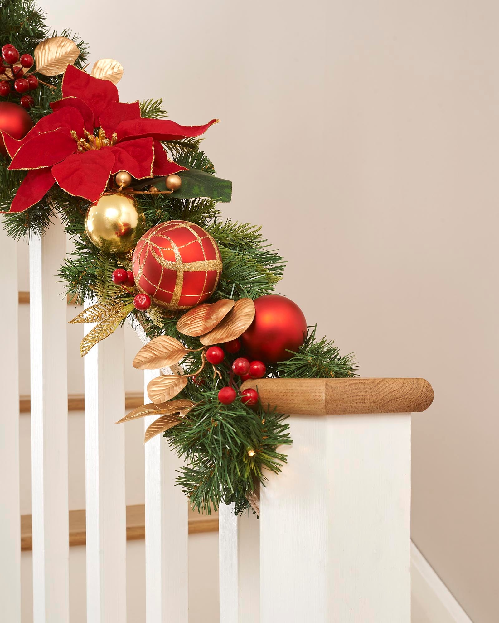 Pre-Lit Decorated Garland, Red & Gold, 6 ft