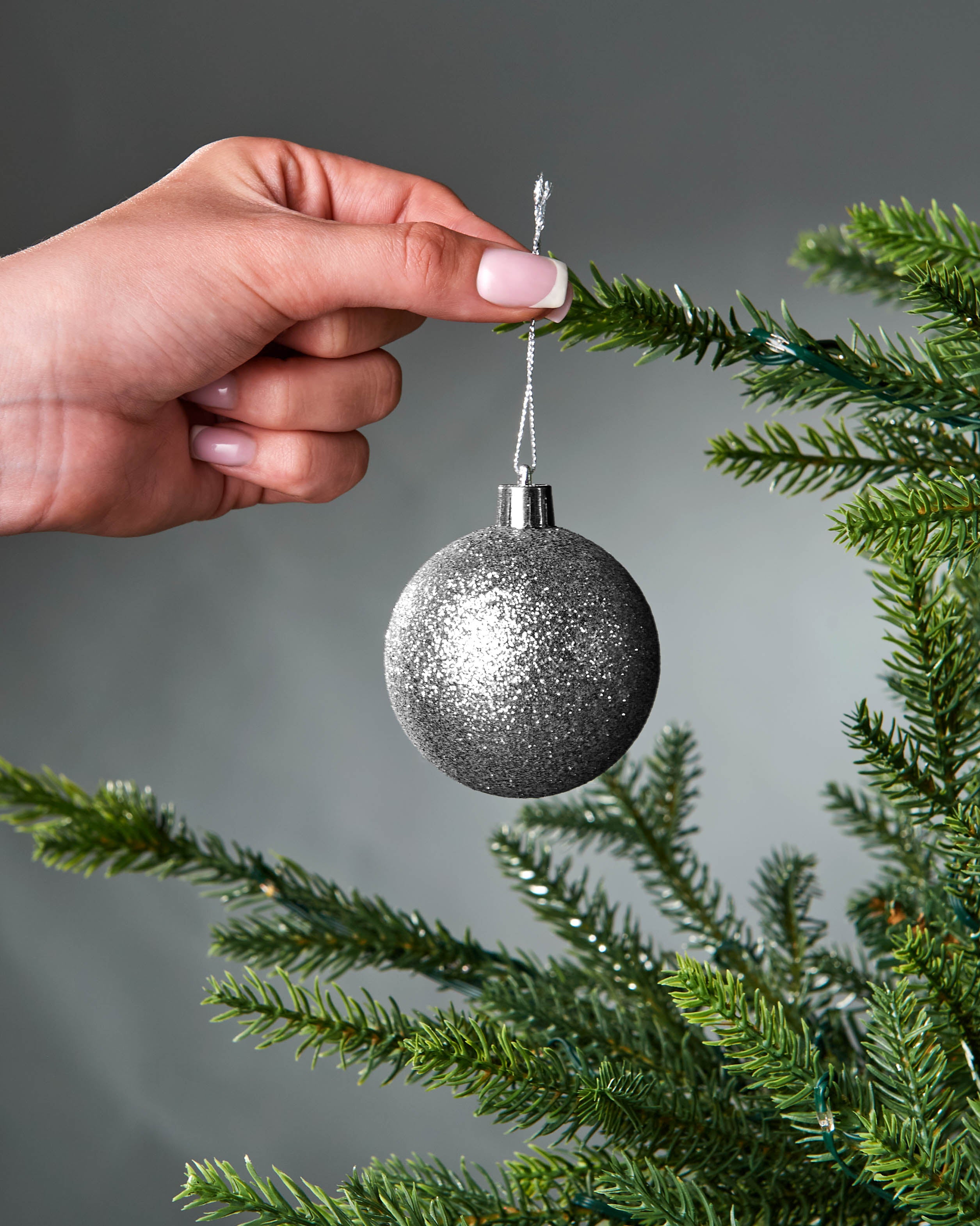 Set of 50 Shatterproof Baubles, Silver