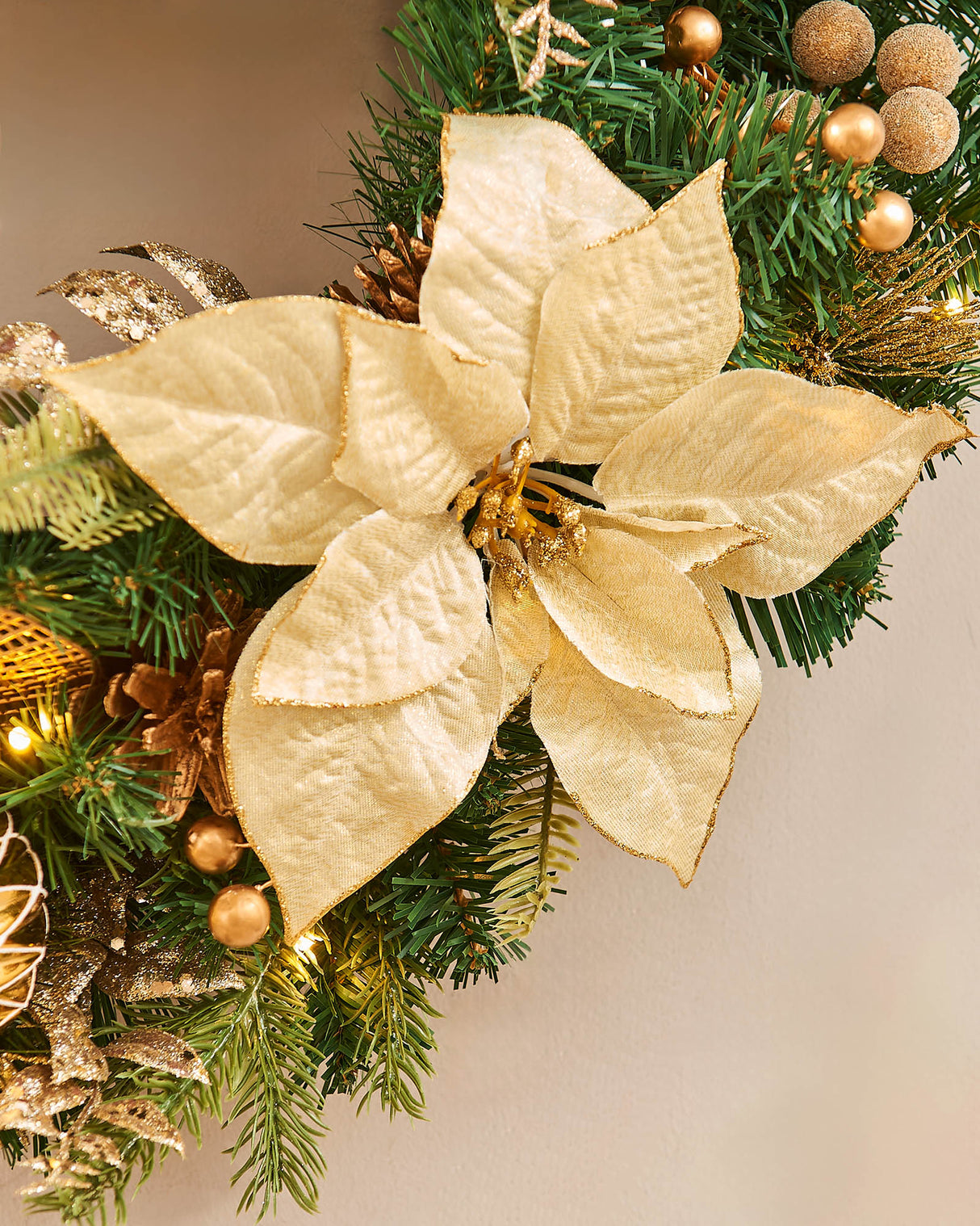 Pre-Lit Decorated Wreath, Cream/Gold, 60 cm