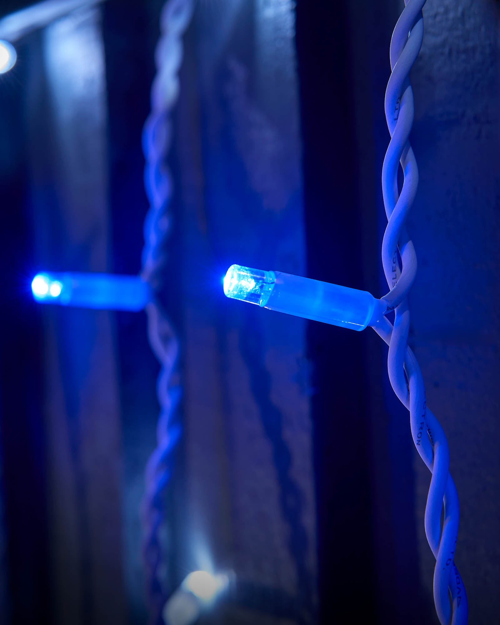 Pro Series Connectable Icicle Lights, Blue / White