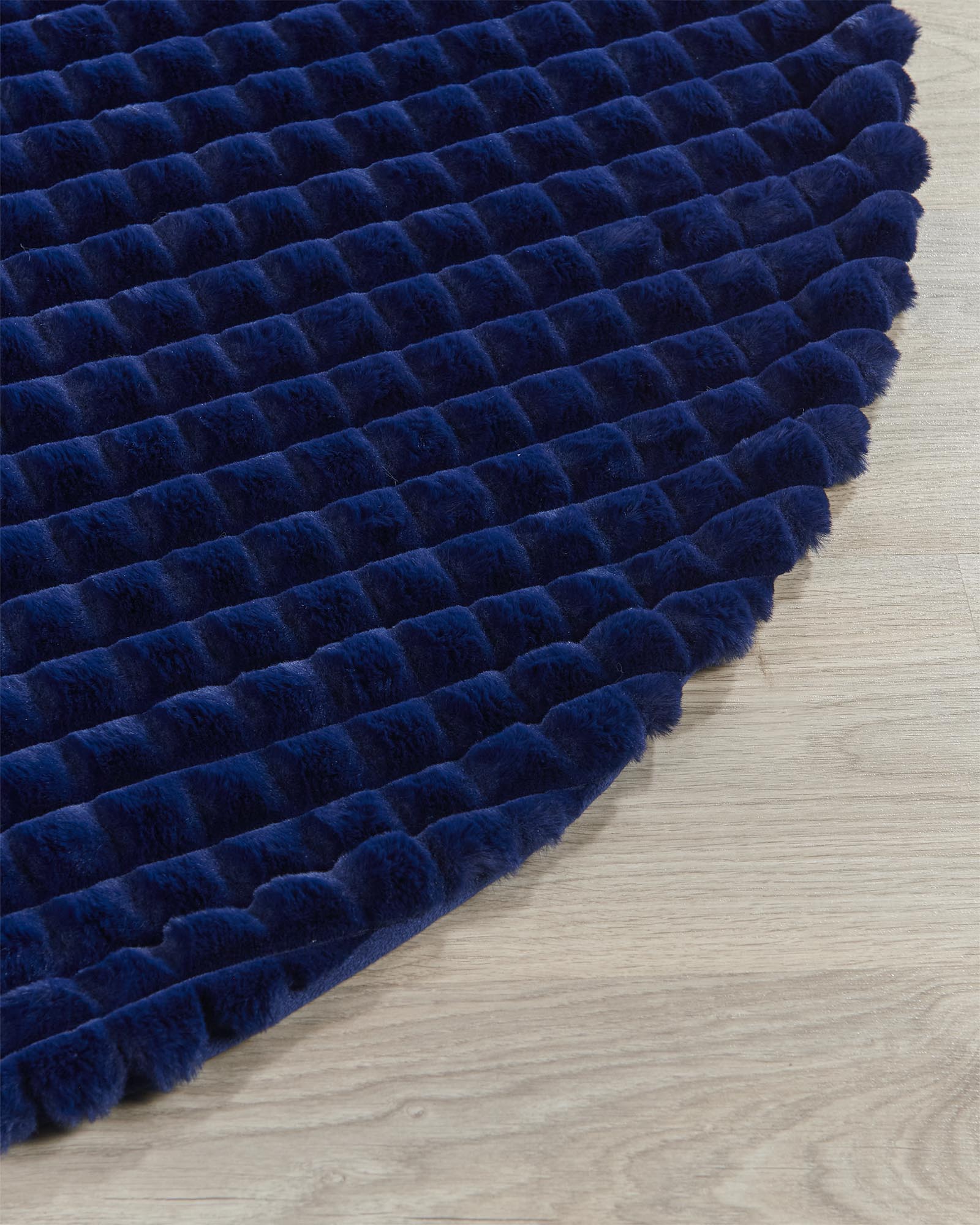 Faux Fur Diamond Tree Skirt, Navy Blue, 122 cm