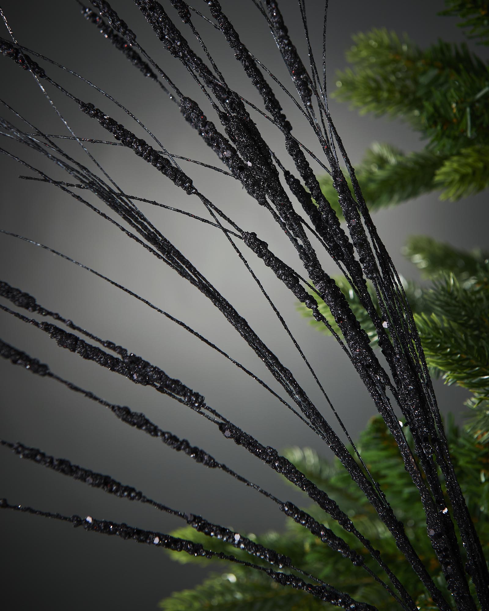 Glitter Wispy Spray, Black, 100 cm