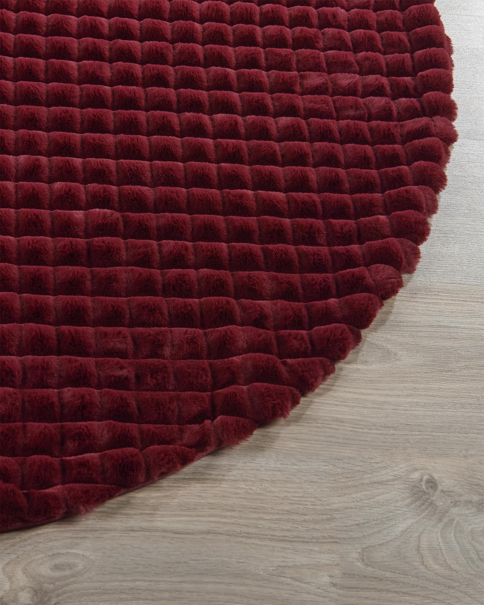 Faux Fur Diamond Tree Skirt, Burgundy, 122 cm