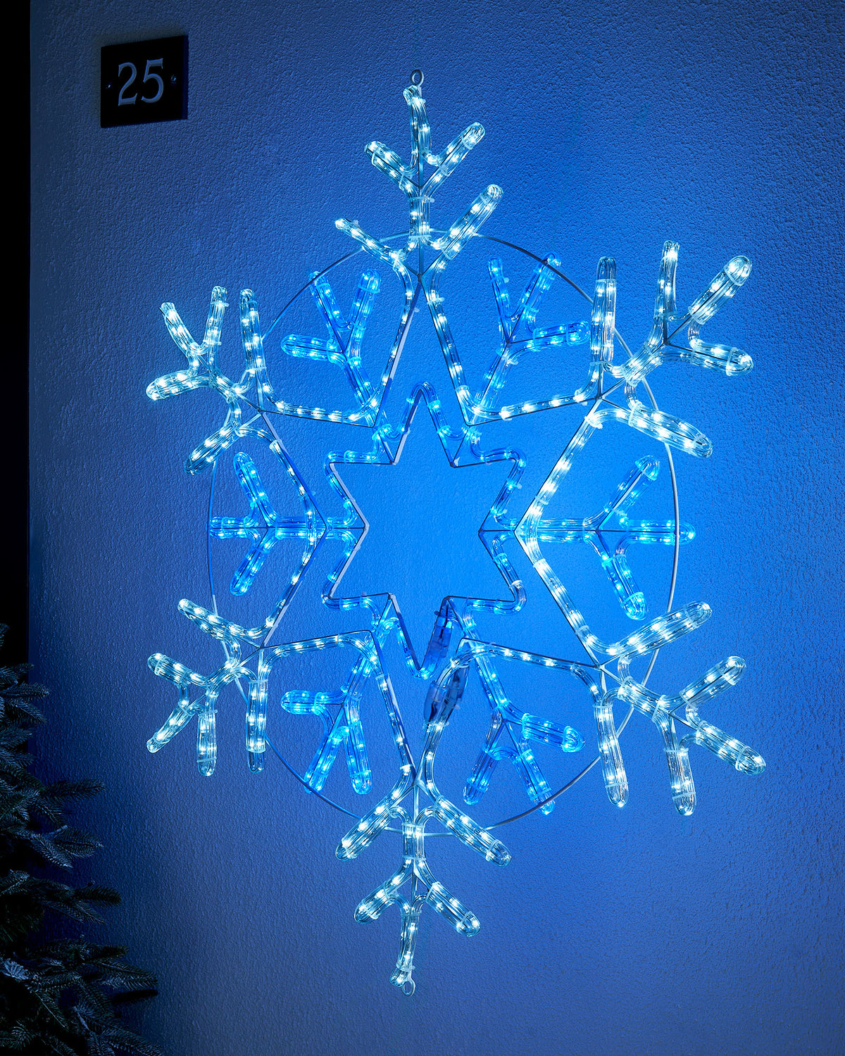 Pre-Lit Snowflake Rope Light Silhouette, 90 cm – We R Christmas