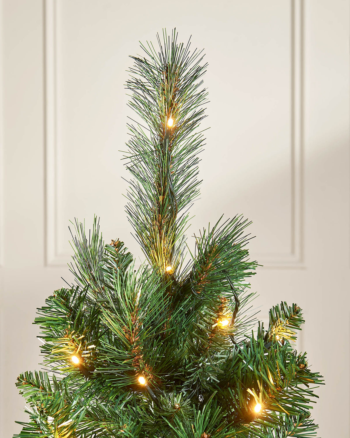 Pre-Lit Victorian Pine Christmas Tree, 4 ft
