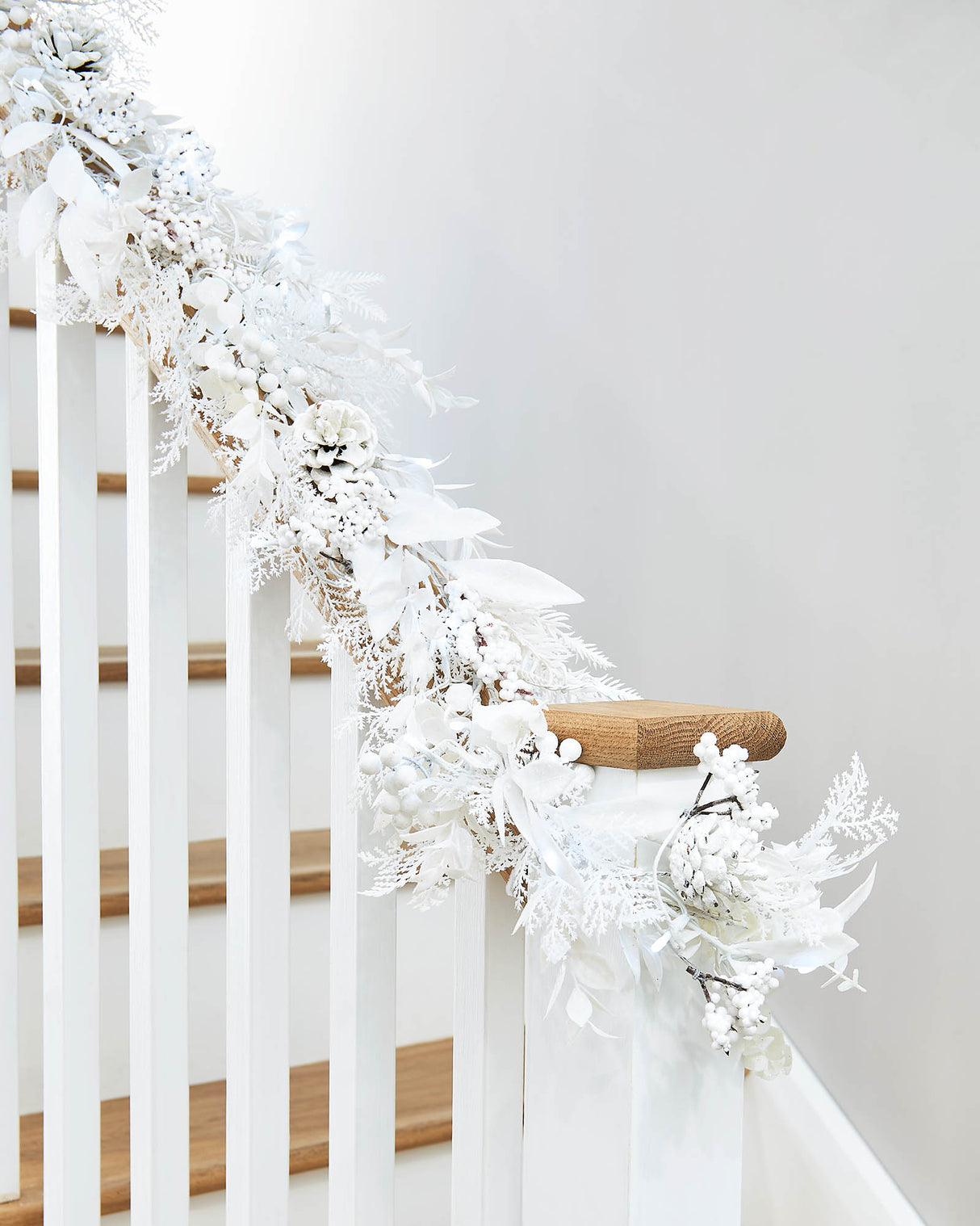 Pre-Lit White Garland, 9 ft