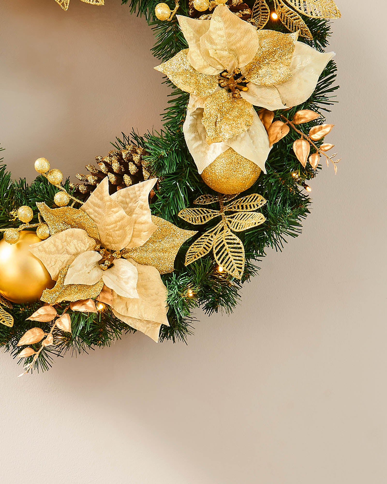 Pre-Lit Extra Thick Wreath, Cream & Gold, 76 cm