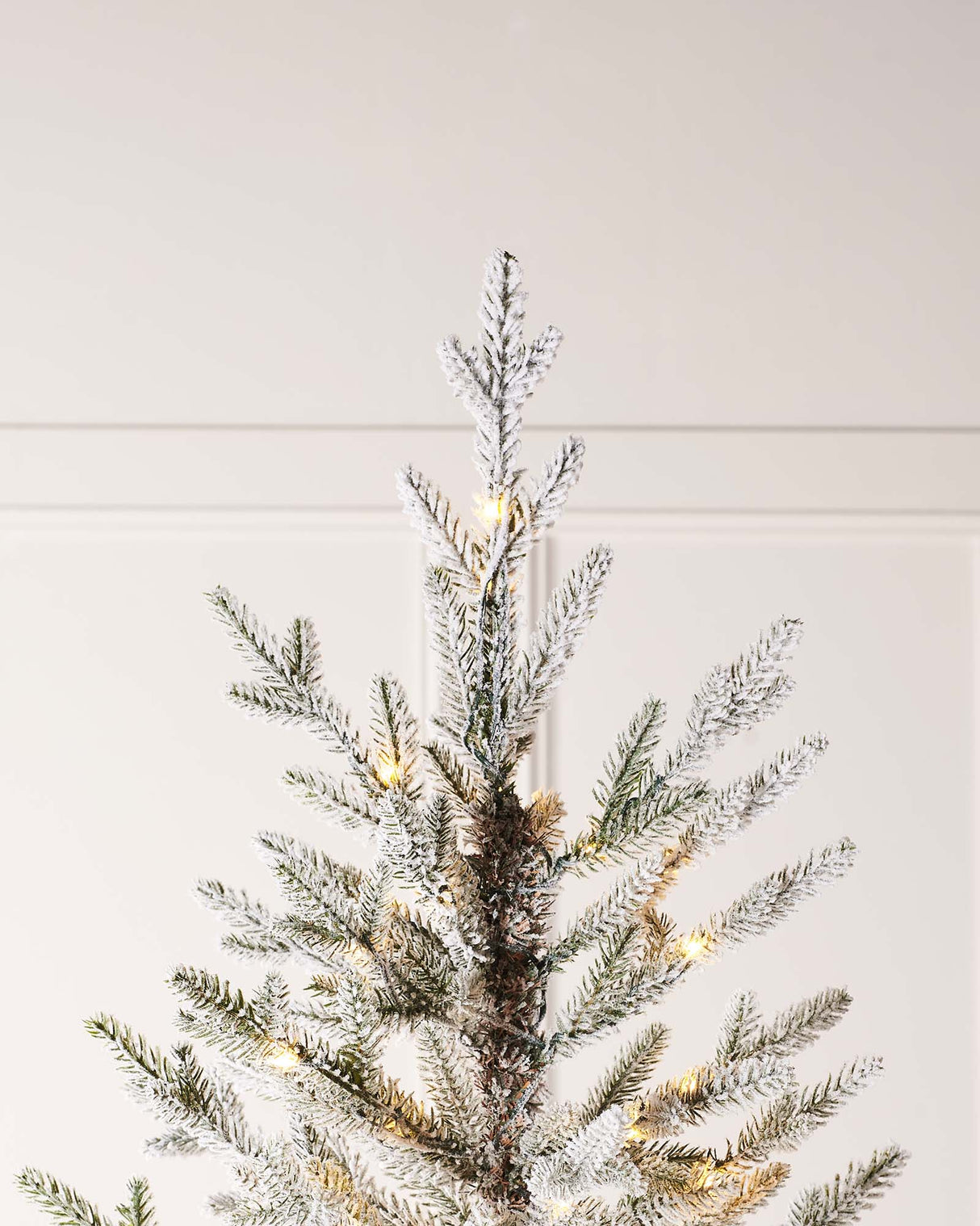 Pre-Lit Snow Flocked Douglas Fir Christmas Tree, 6 ft